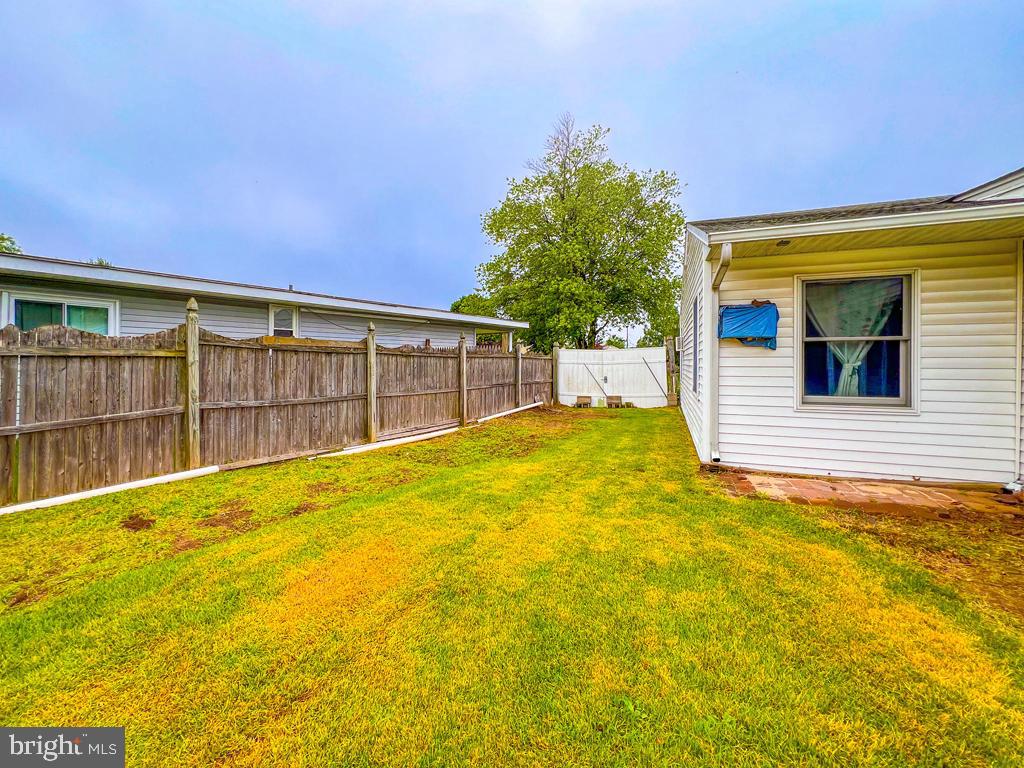 LAKESIDE - Residential