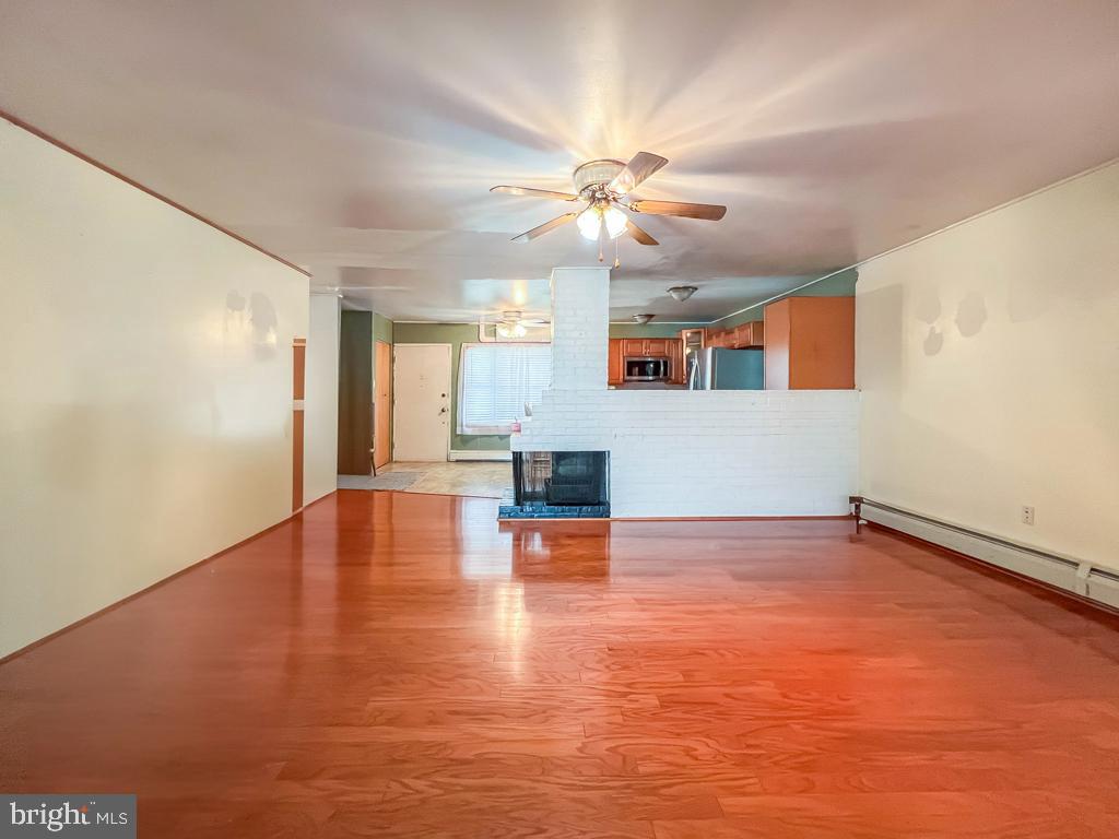 LAKESIDE - Residential