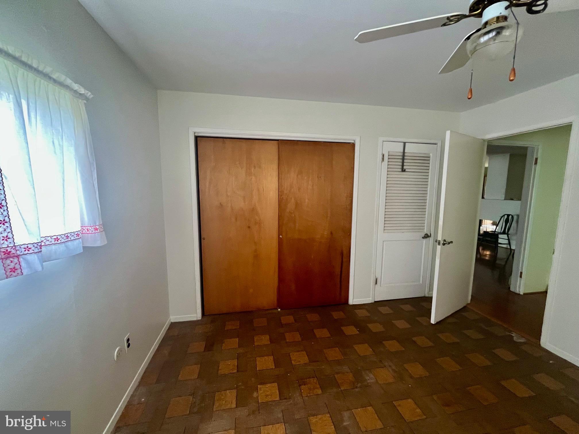 LAKESIDE - Residential