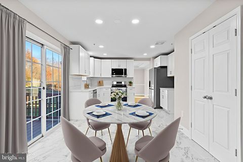 2514 HIGHCREST COURT MANCHESTER MD 21102