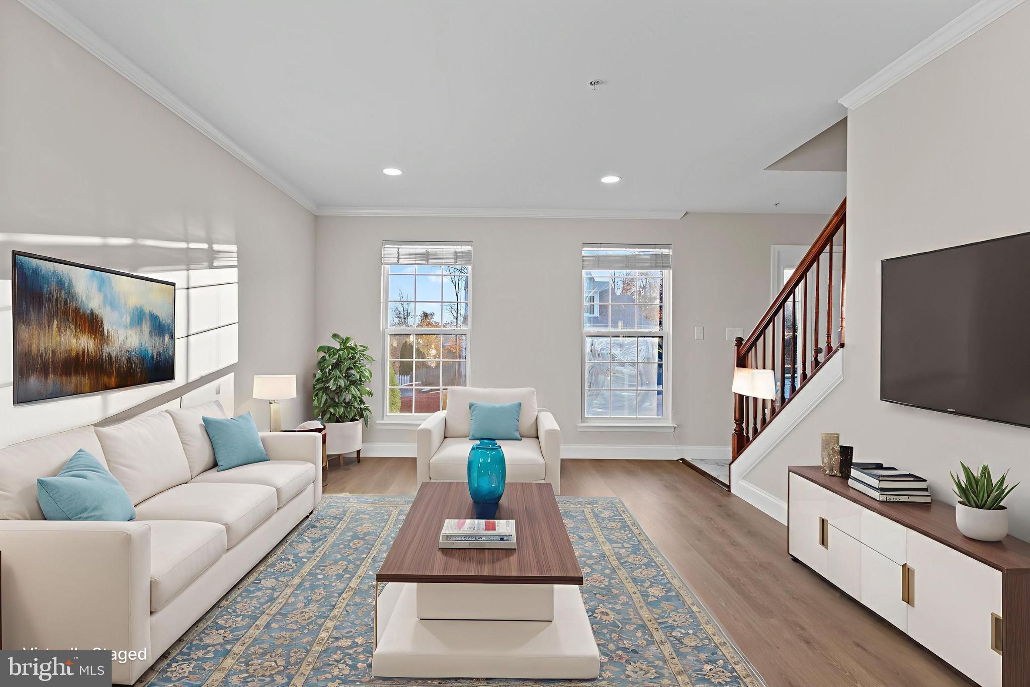 2514 HIGHCREST COURT