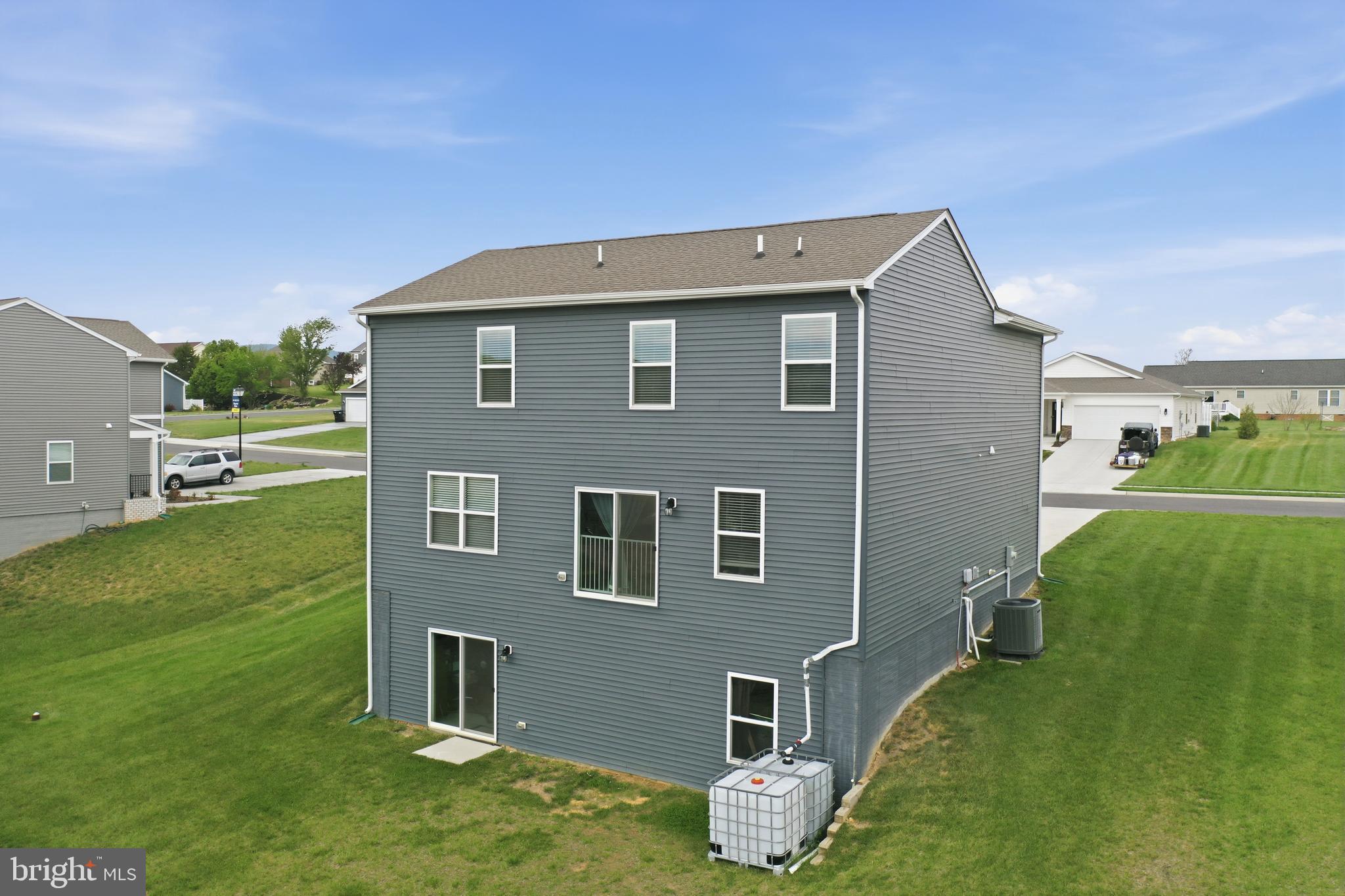 386 MESA COURT