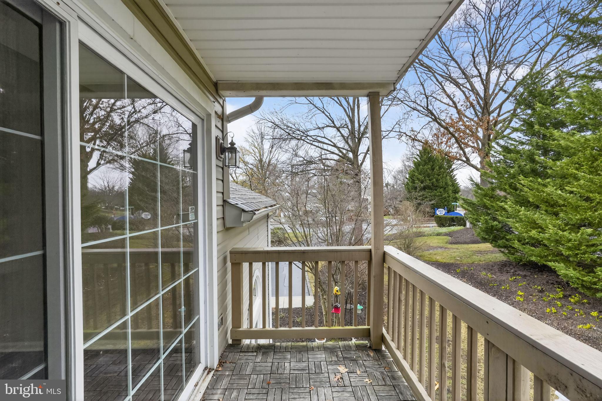 VILLAGE SHIRES - Residential Lease