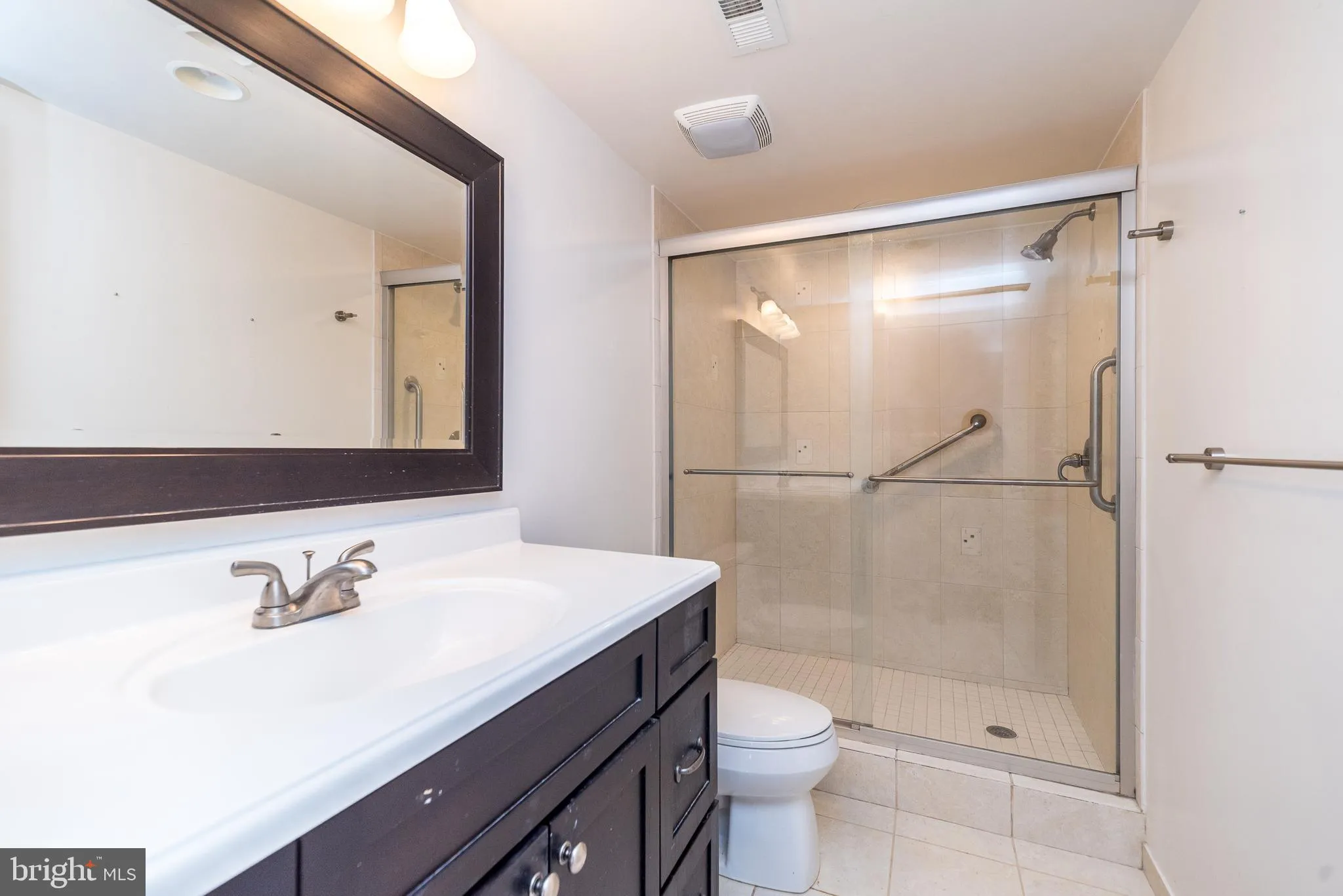 Philadelphia, Pennsylvania 19115, United States, 2 Bedrooms Bedrooms, ,2 BathroomsBathrooms,Residential,Active,183919