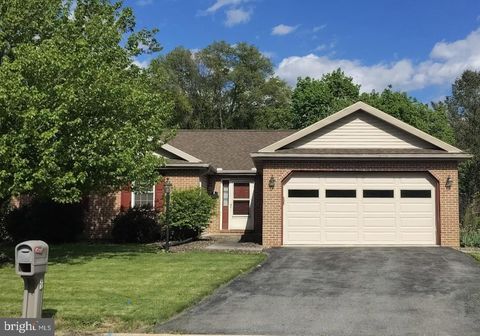 Homes For Sale - 7 Southfield Road<br/> LEBANON, PA 17042