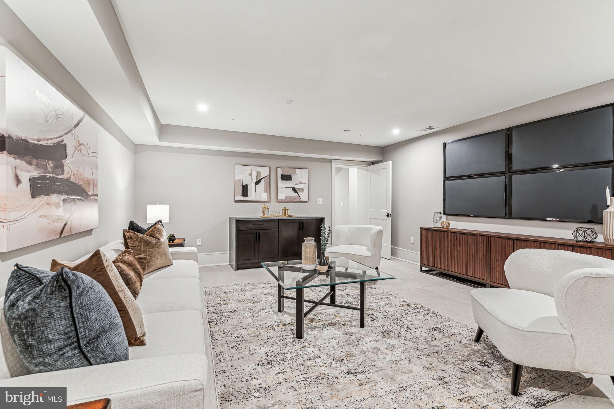 PASSYUNK SQUARE - Residential