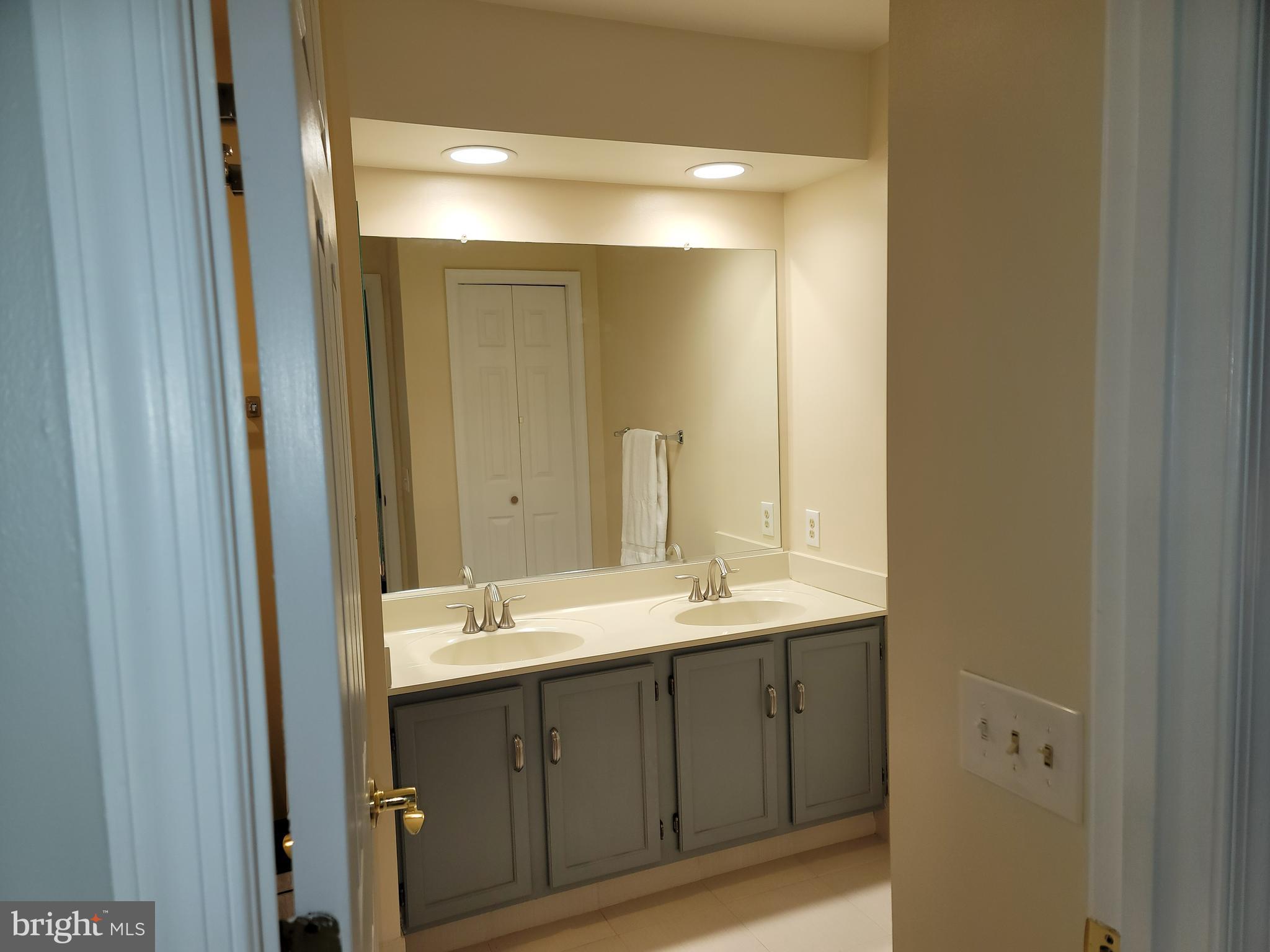 FOXCROFT - Residential