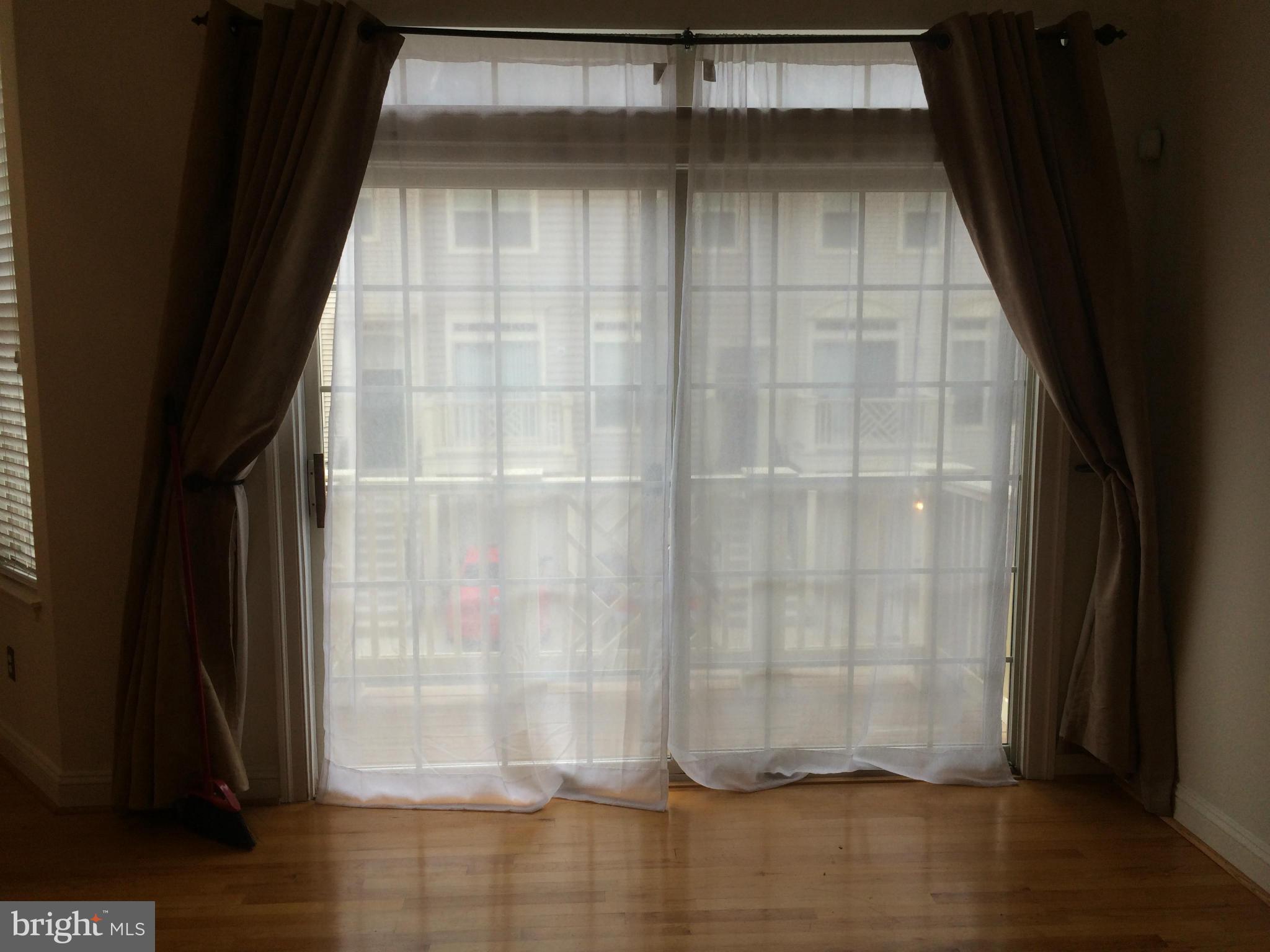 POTOMAC LAKES - Residential Lease