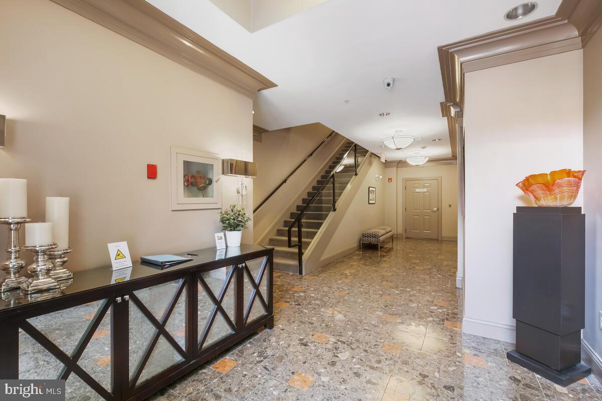 STRATHMORR PARK AT GROSVENOR - Residential