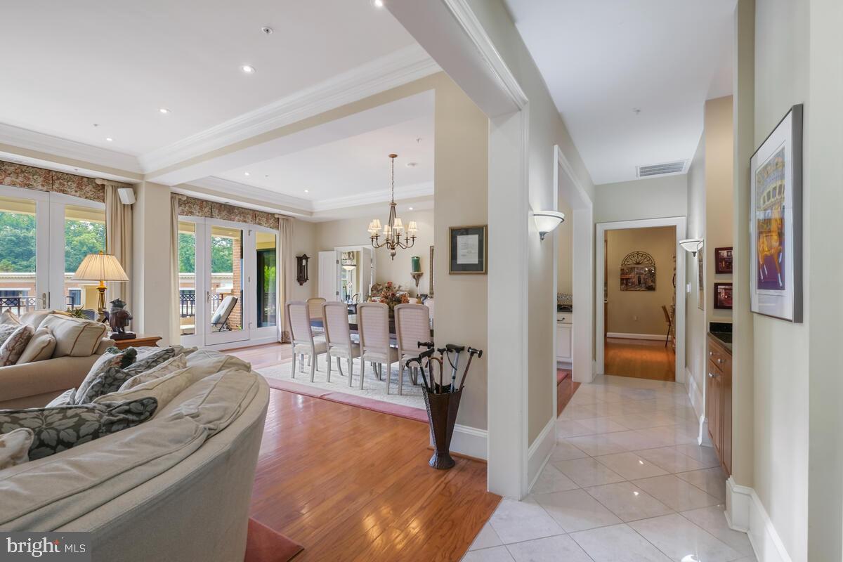 STRATHMORR PARK AT GROSVENOR - Residential