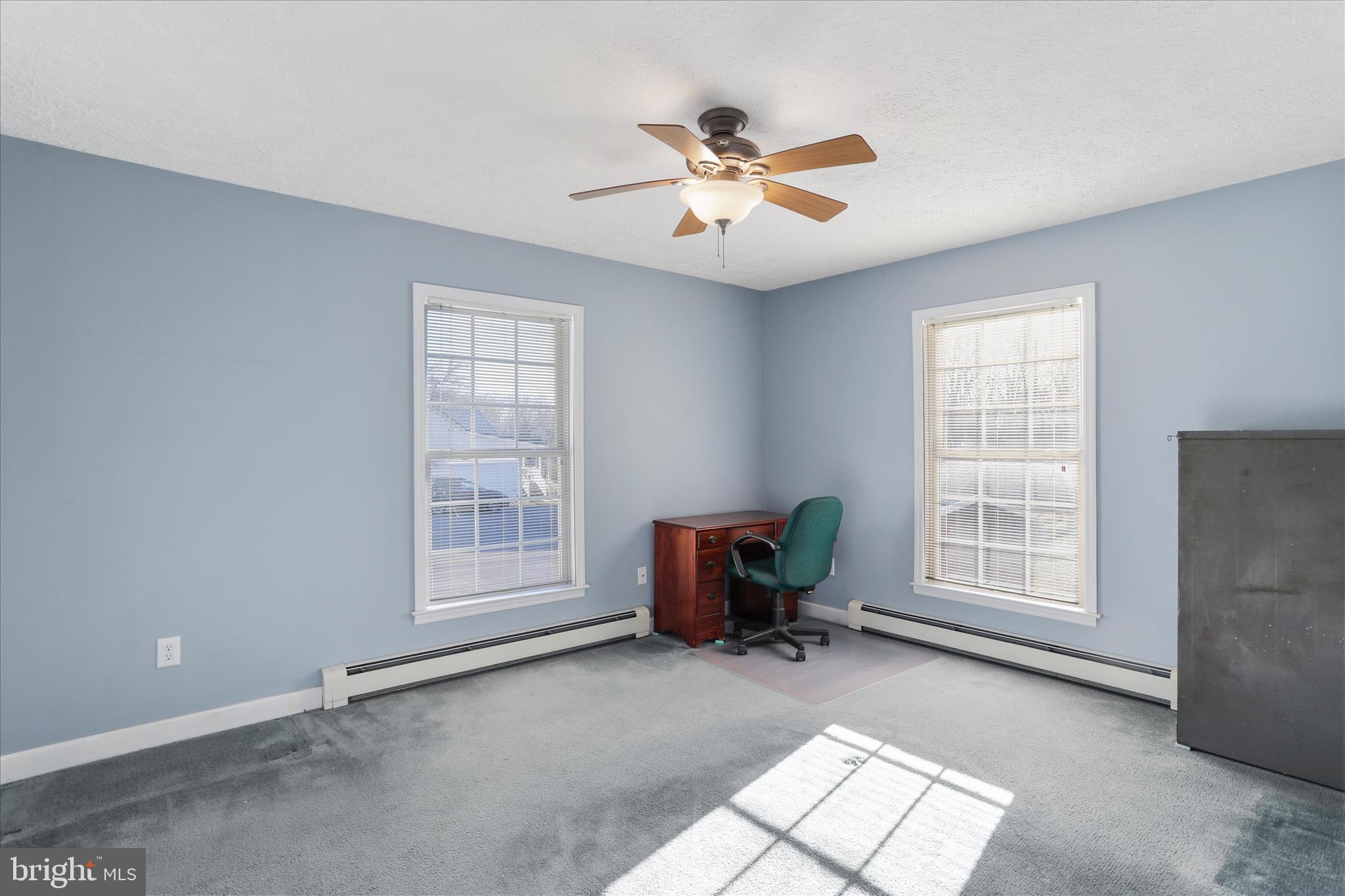 MOUNTAIN LAKE PARK - Residential