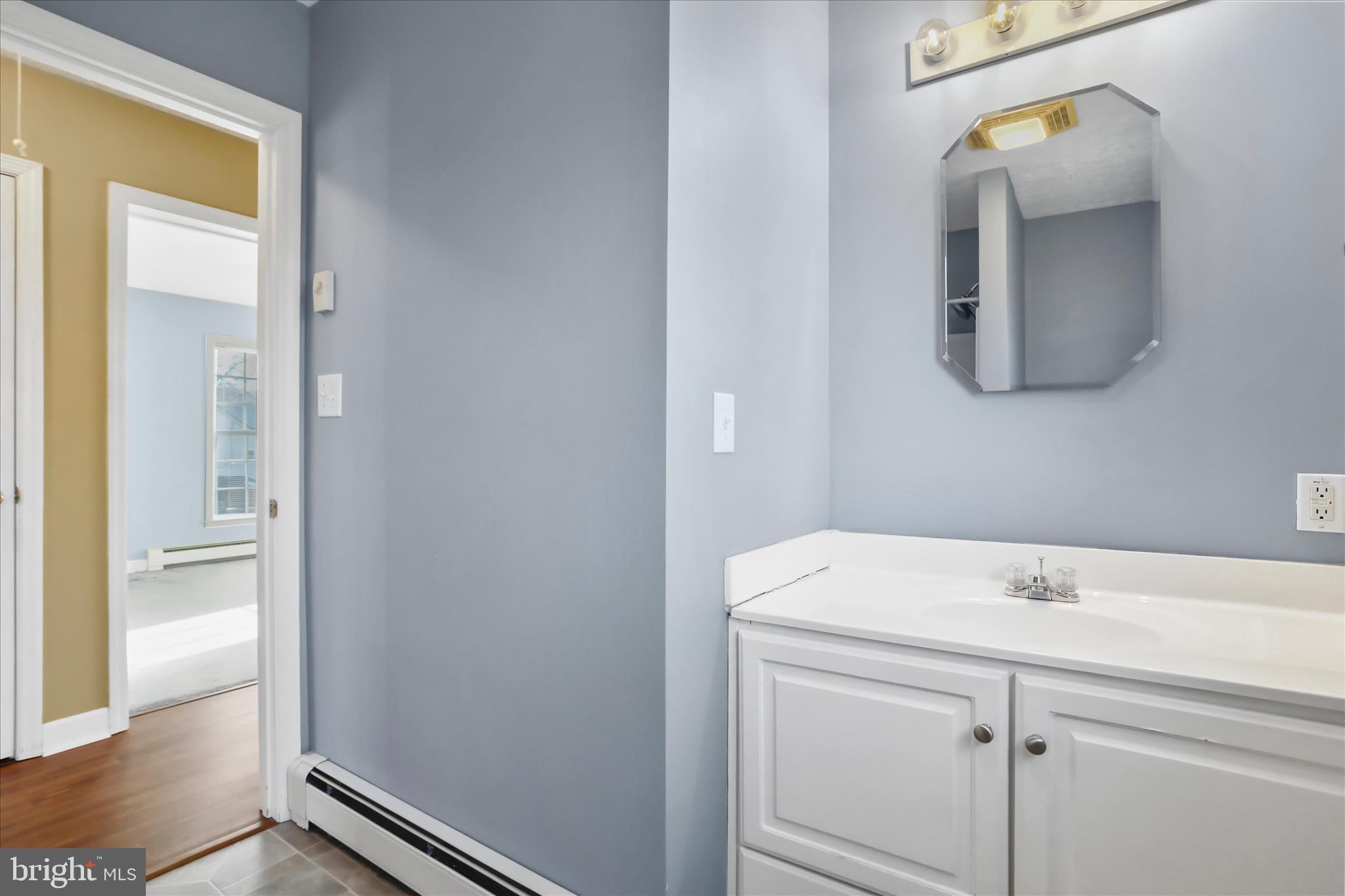 MOUNTAIN LAKE PARK - Residential