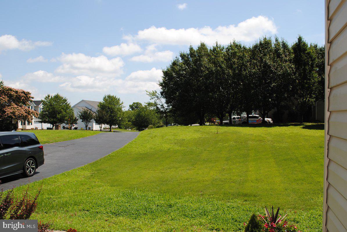 CROSS POINT - Residential Lease