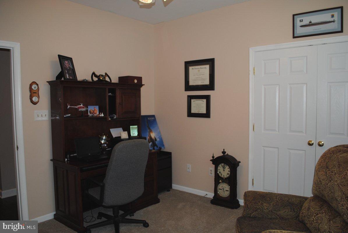 CROSS POINT - Residential Lease