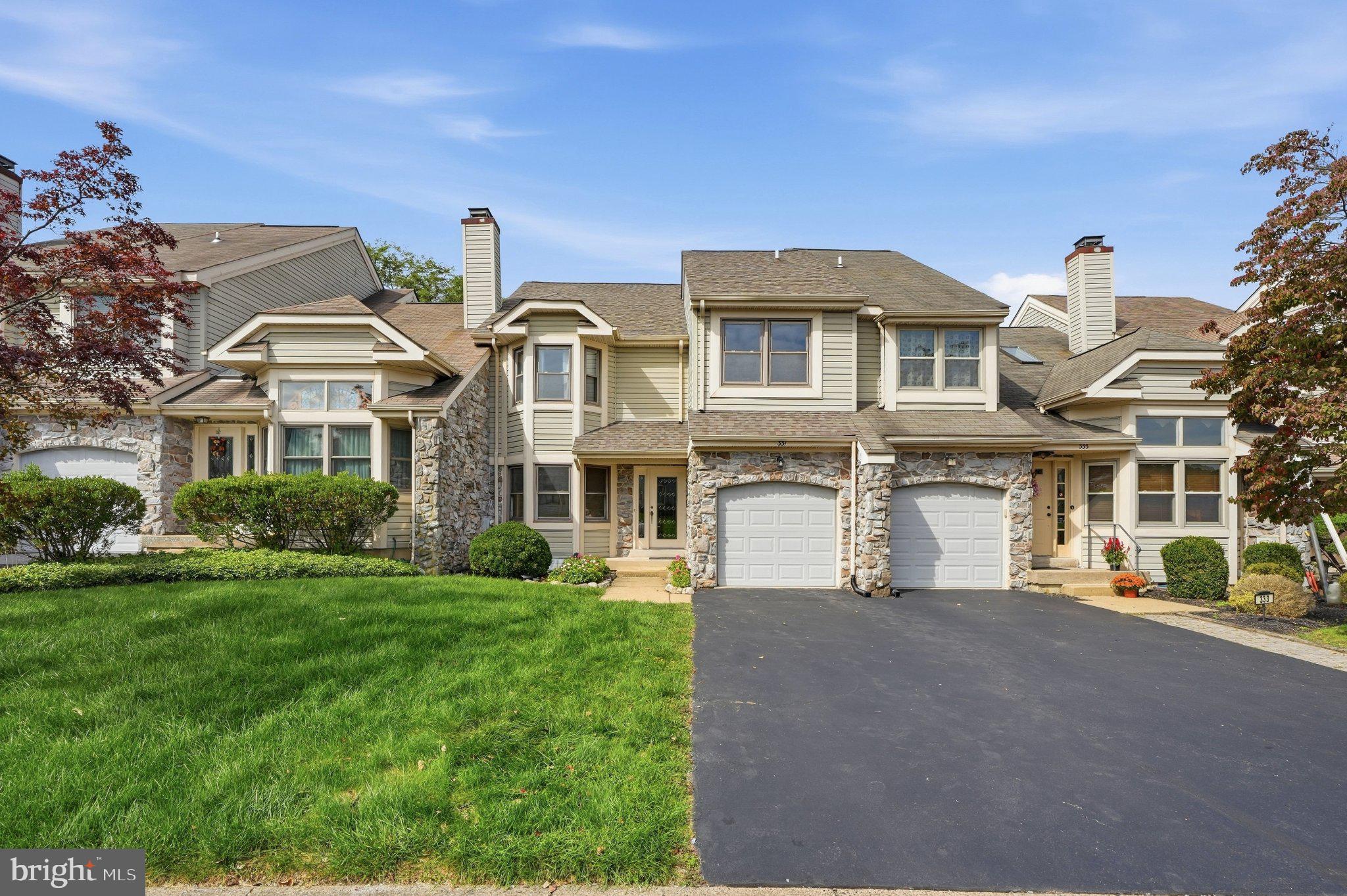 331 BASSWOOD CIRCLE