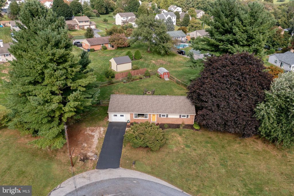 Photo of 28 MARY DR, GAP, PA 17527 (MLS # PALA2041128)