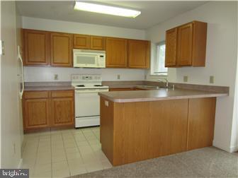 PALADIN CLUB - Residential Lease