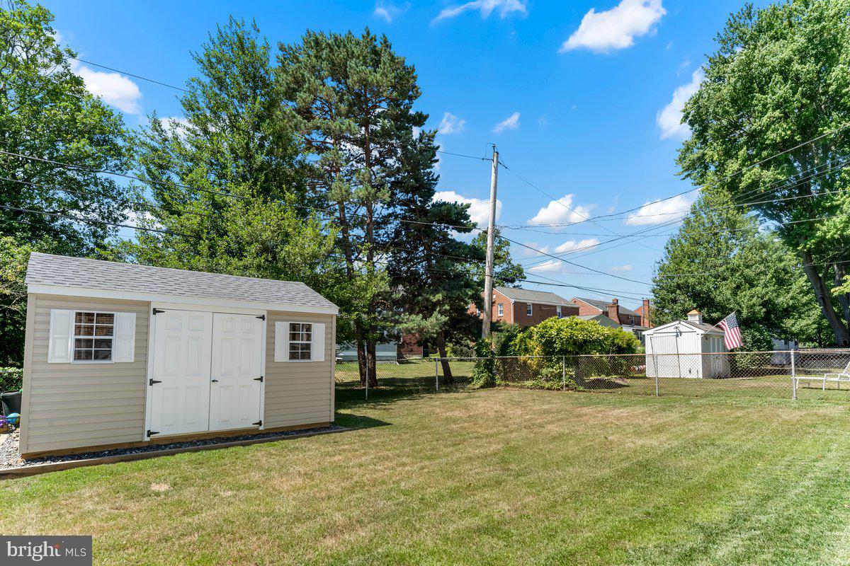 LYNNWOOD - Residential