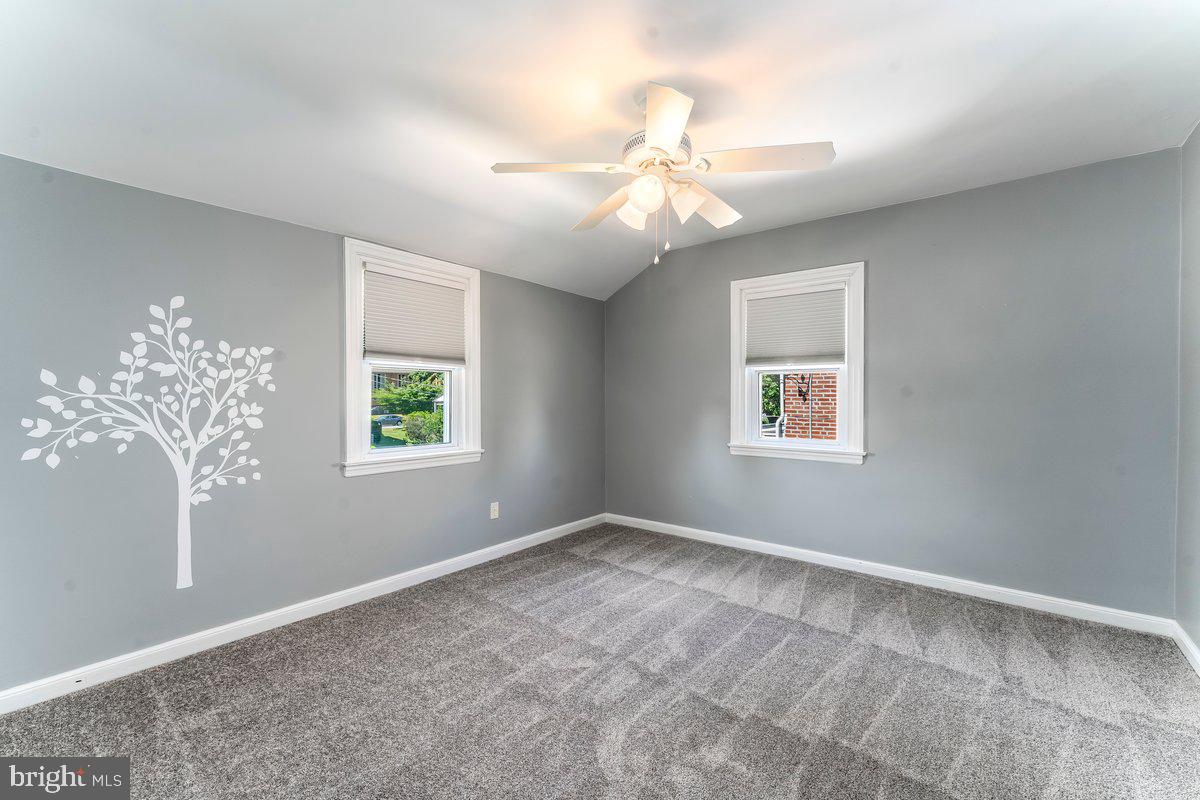 LYNNWOOD - Residential