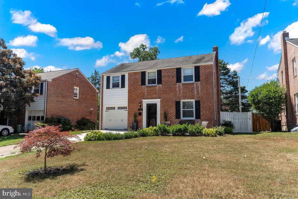 LYNNWOOD - Residential