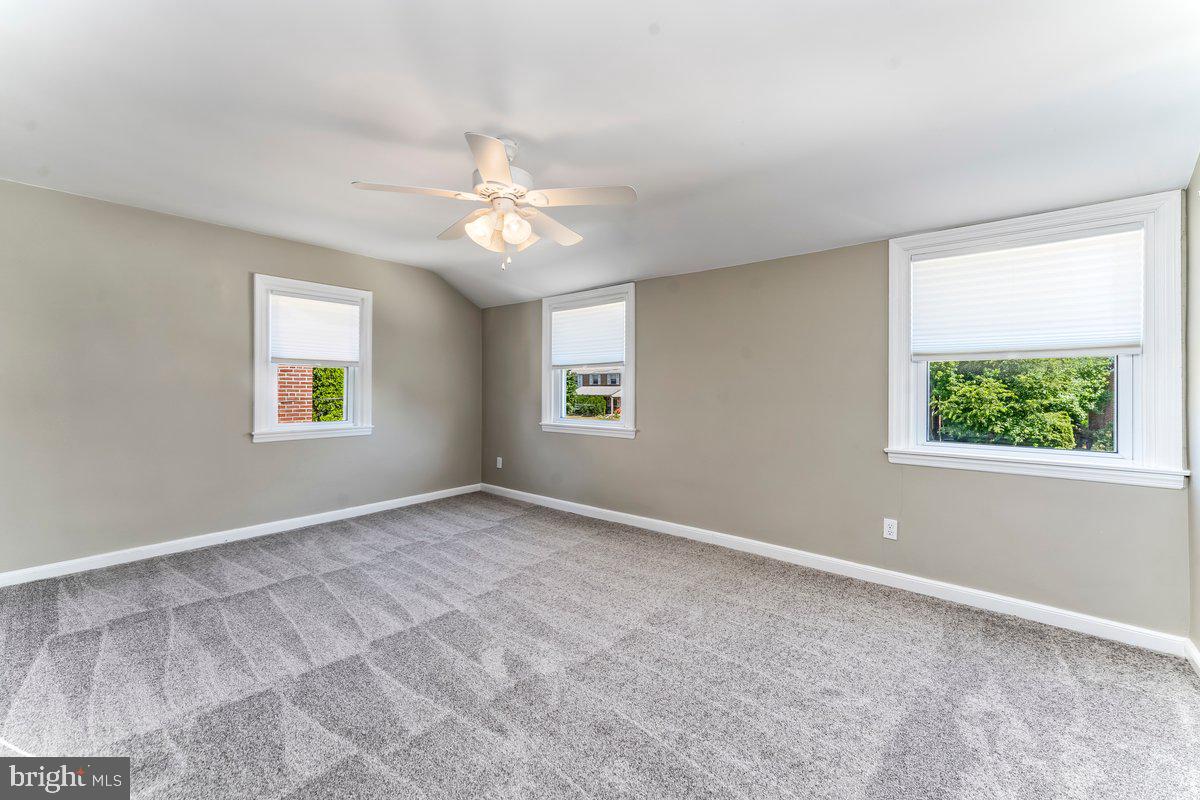 LYNNWOOD - Residential