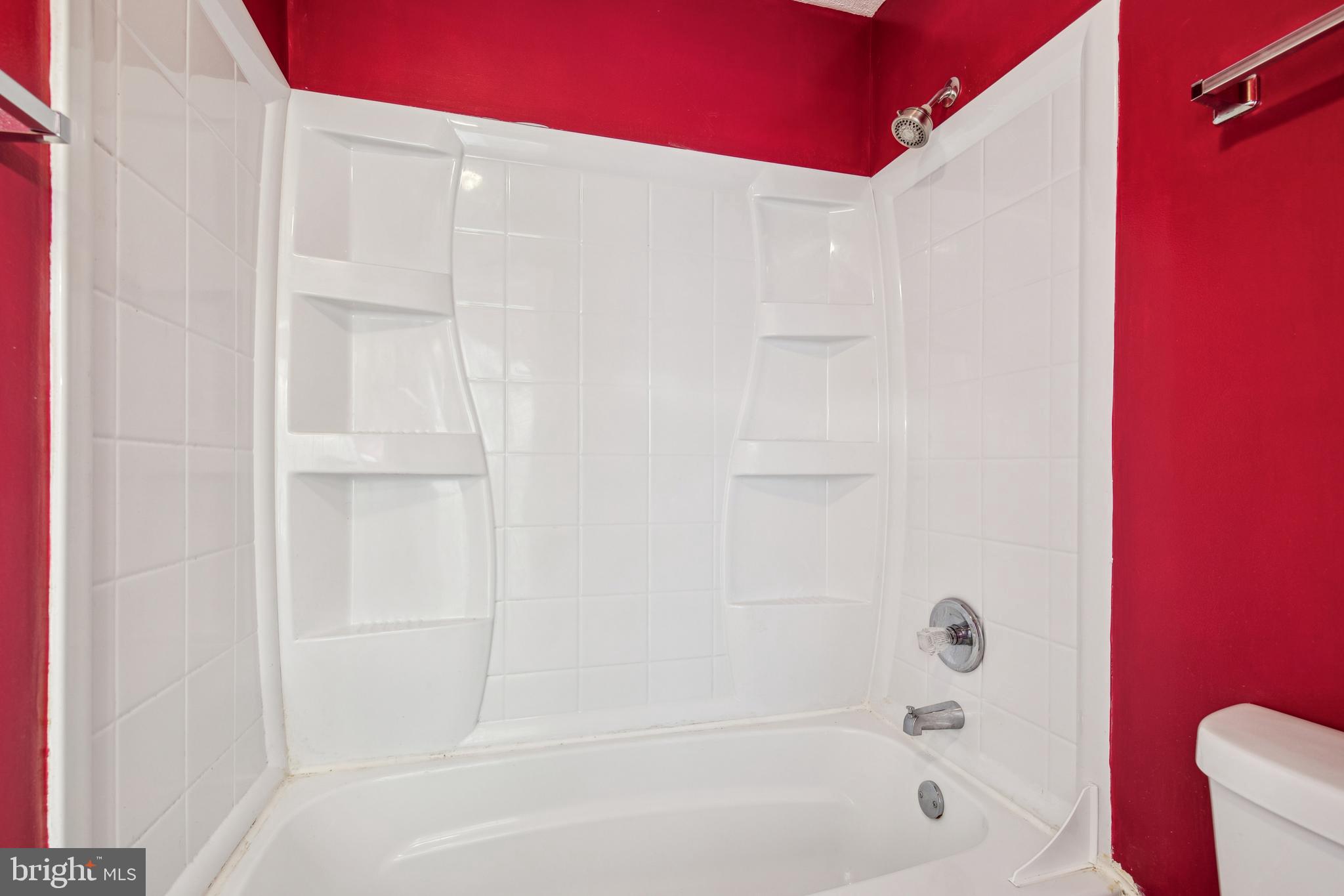 MAGOTHY ESTATES - Residential