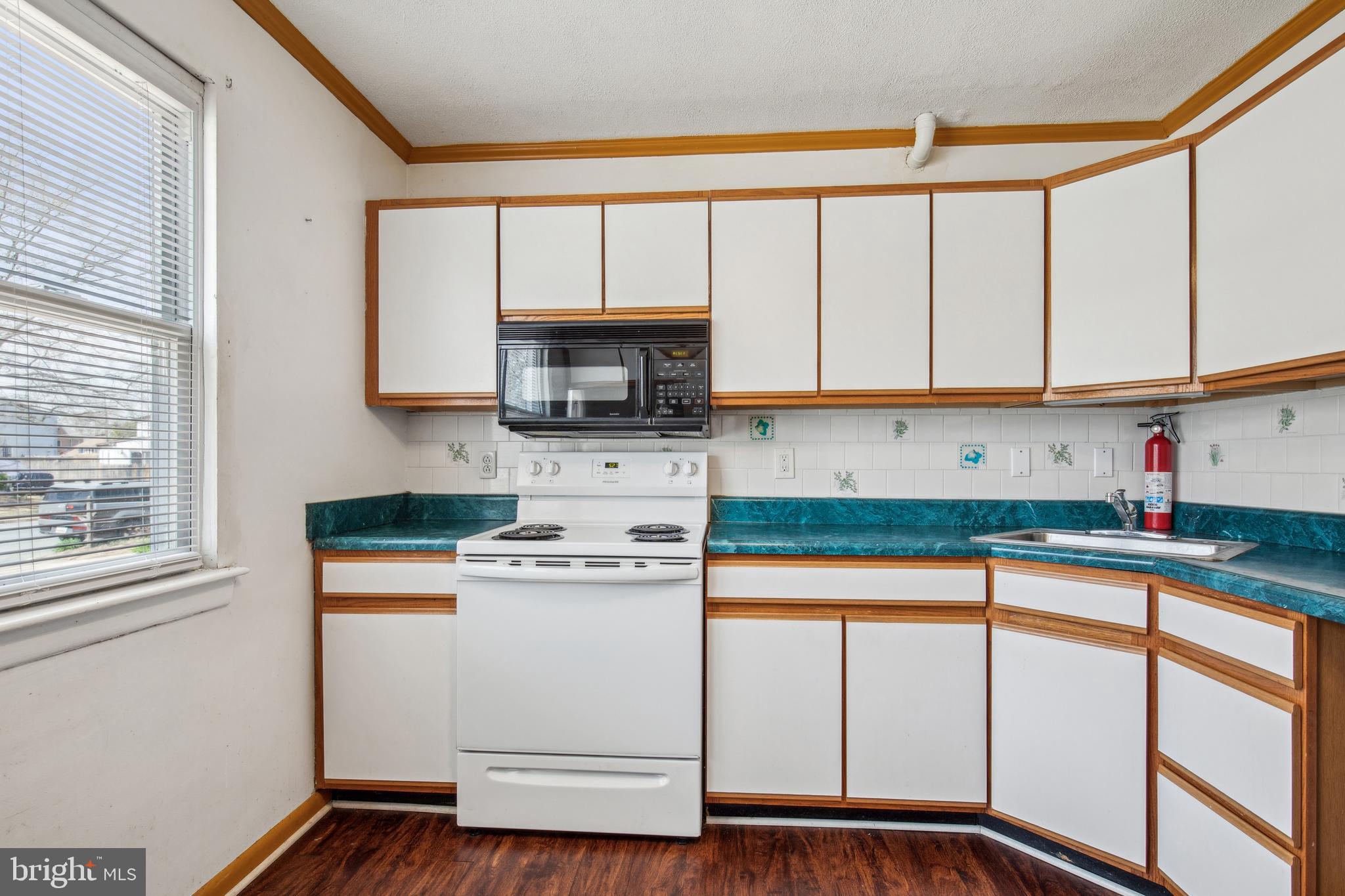 MAGOTHY ESTATES - Residential