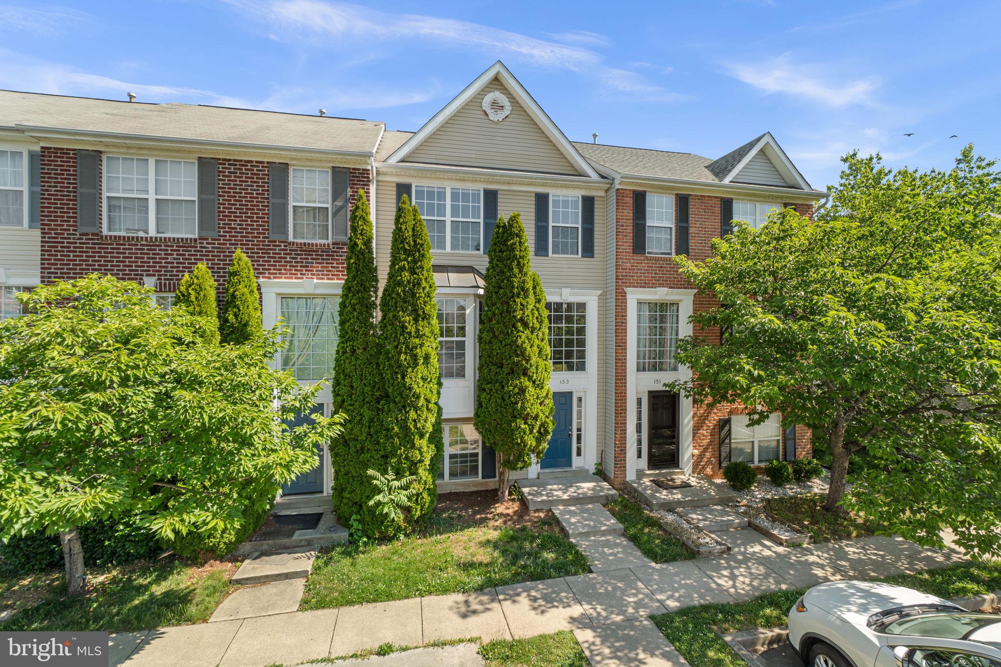 NORTH CROSSING - Residential