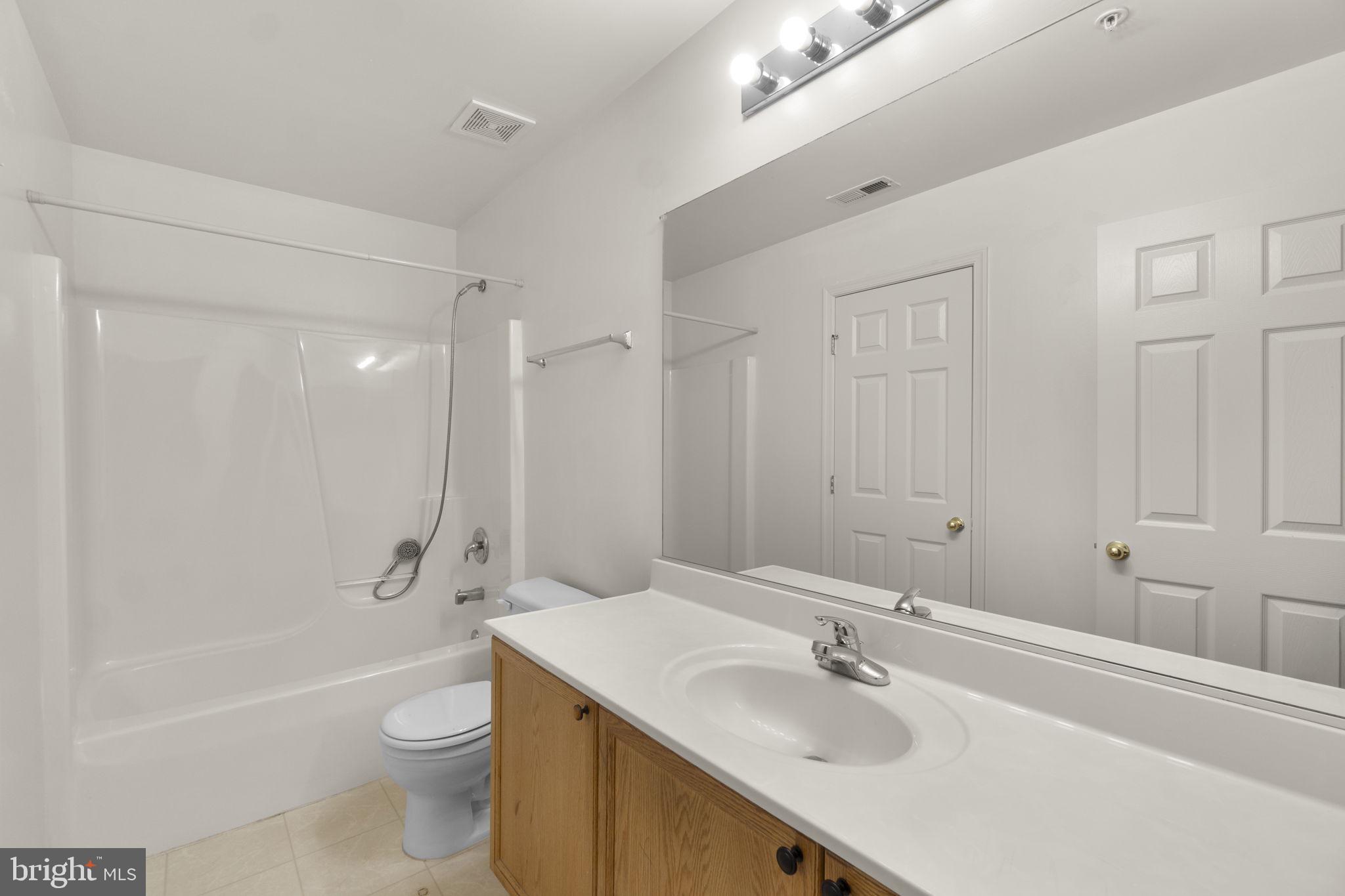 NORTH CROSSING - Residential