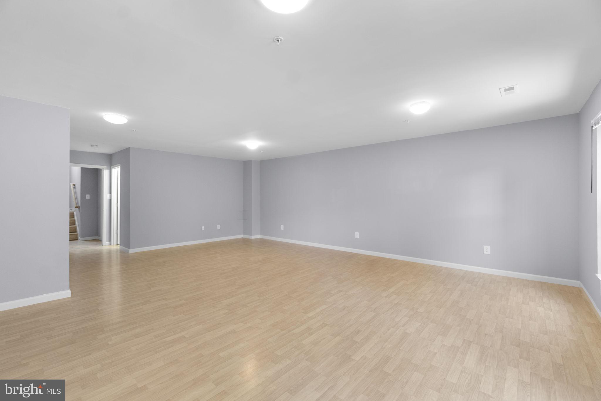 NORTH CROSSING - Residential