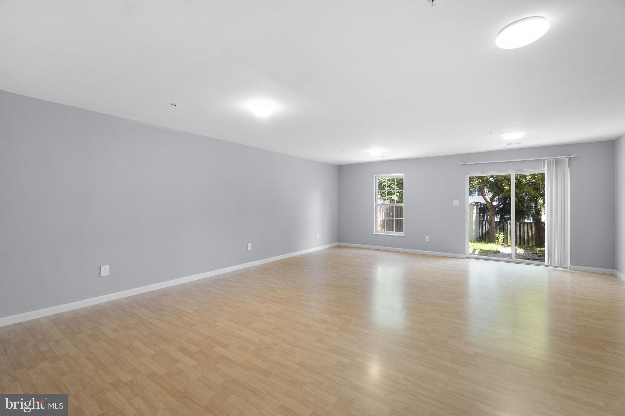 NORTH CROSSING - Residential