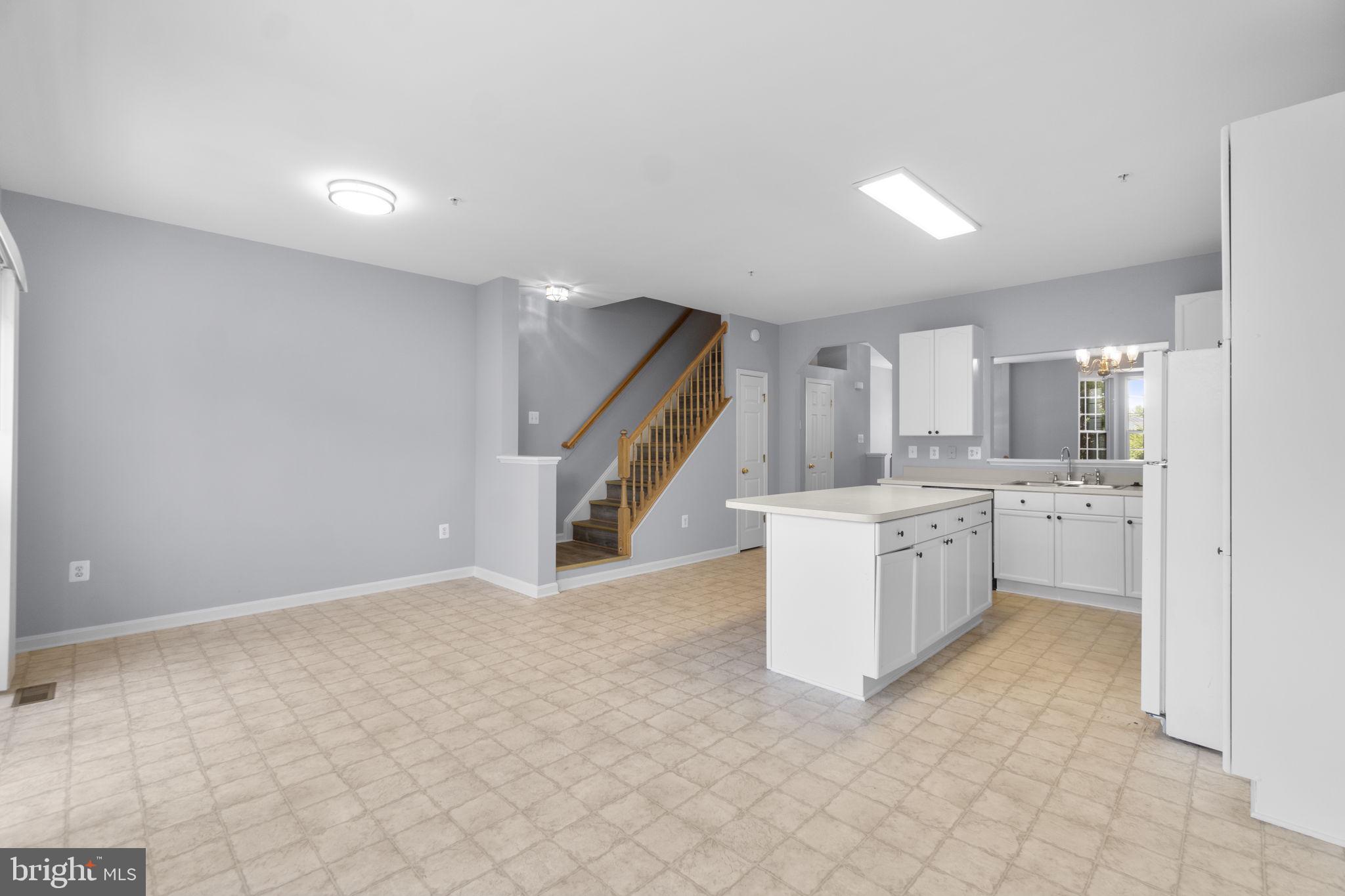 NORTH CROSSING - Residential