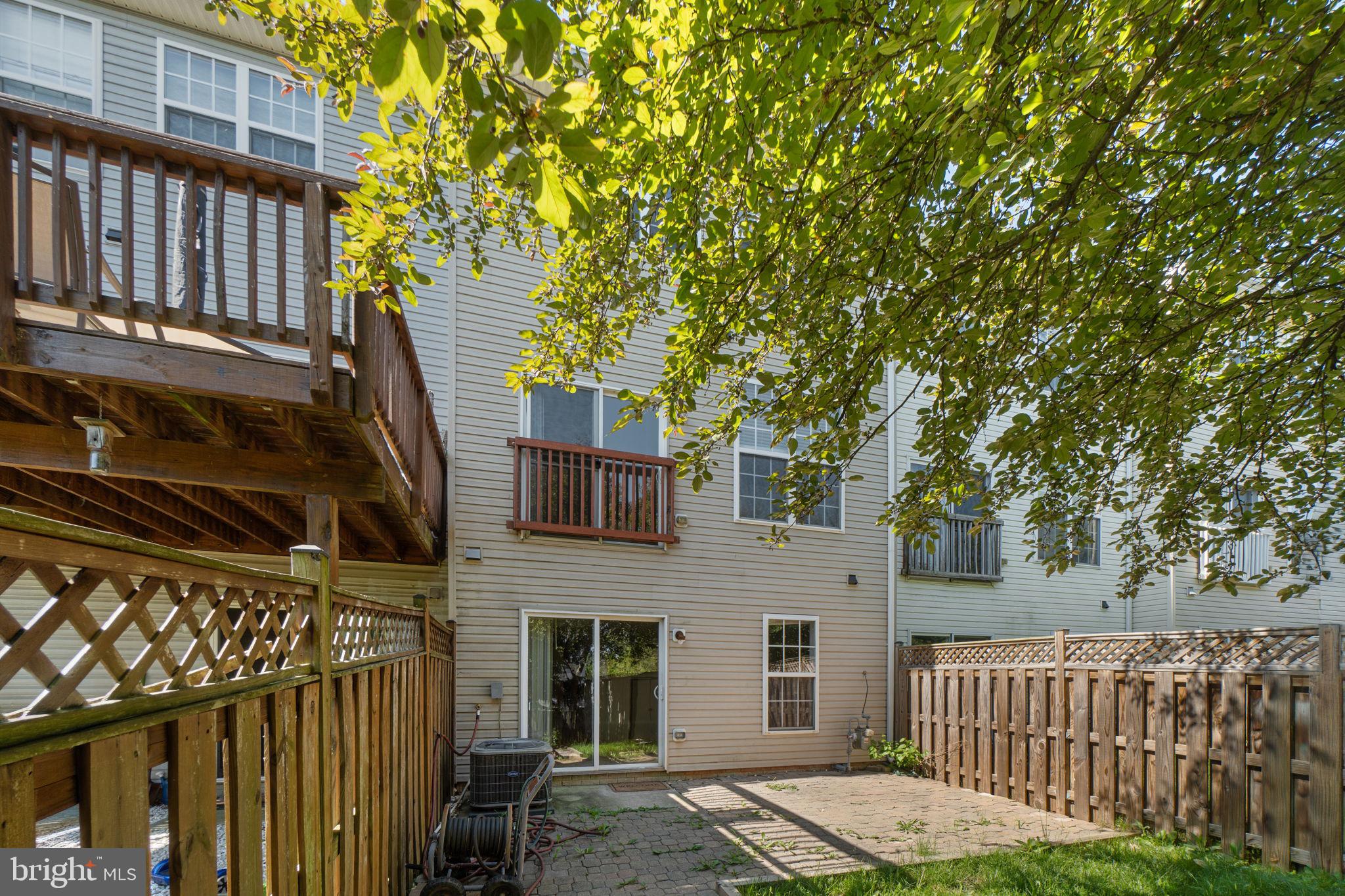 NORTH CROSSING - Residential