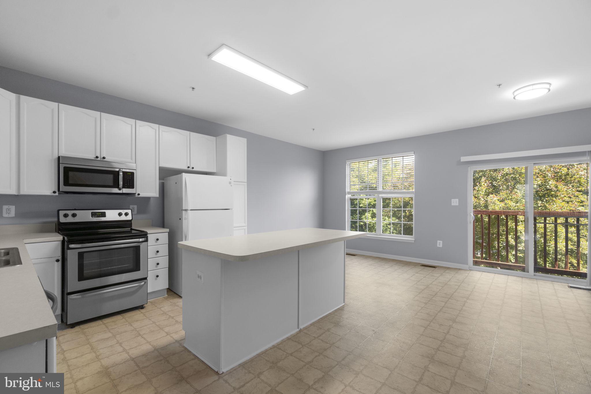 NORTH CROSSING - Residential