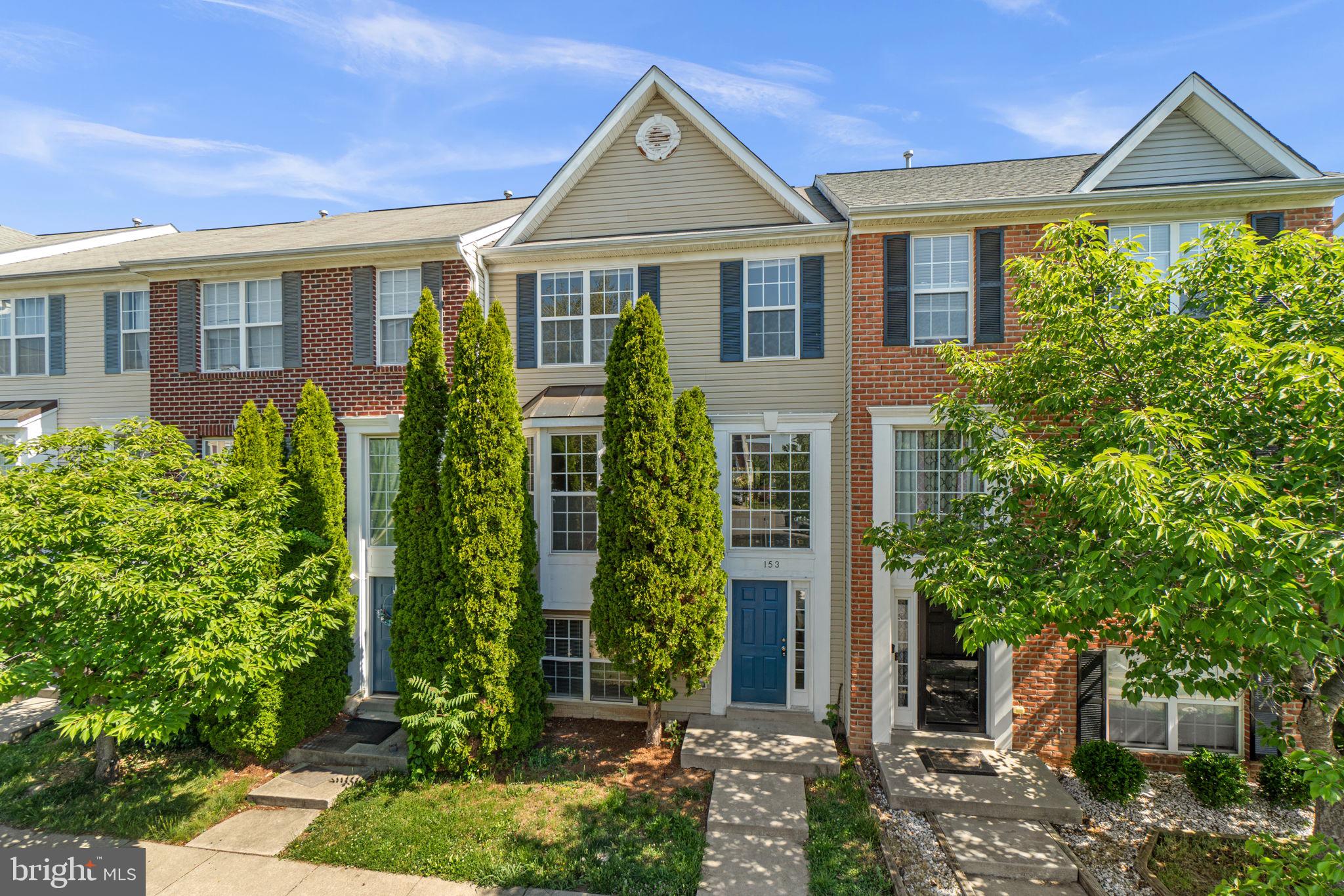 NORTH CROSSING - Residential