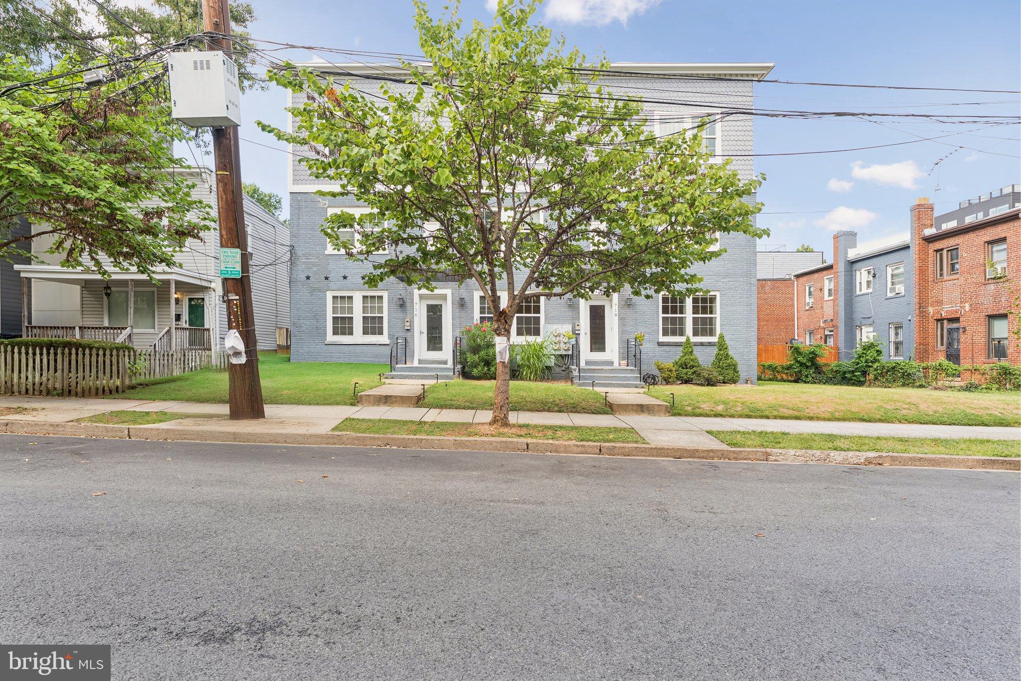 718 JACKSON STREET NE 1