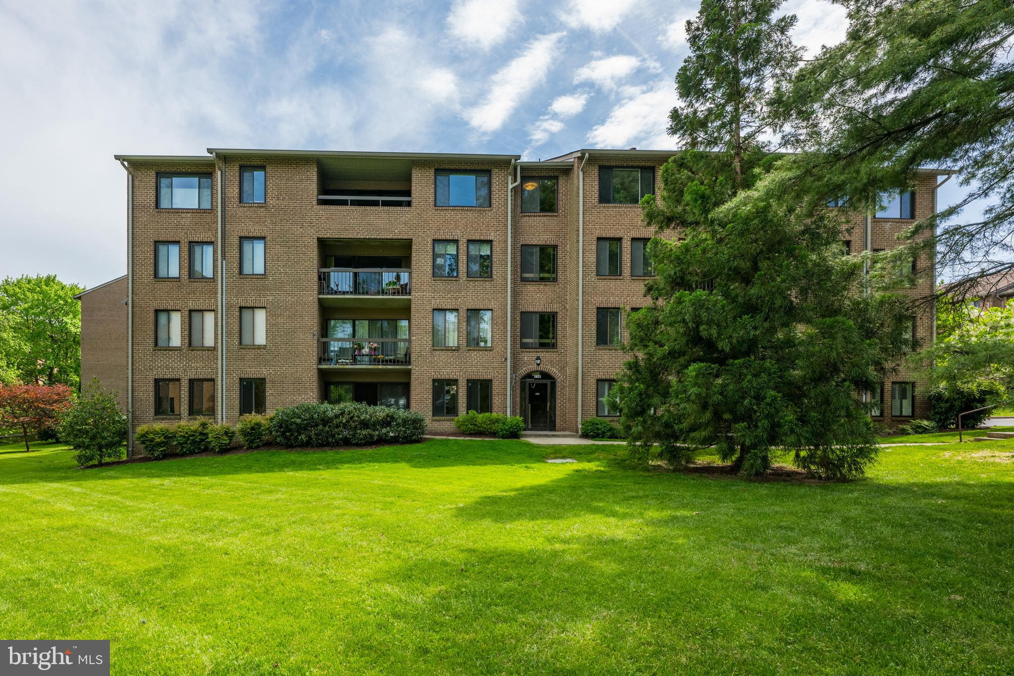 GEORGETOWN VILLAGE - Residential