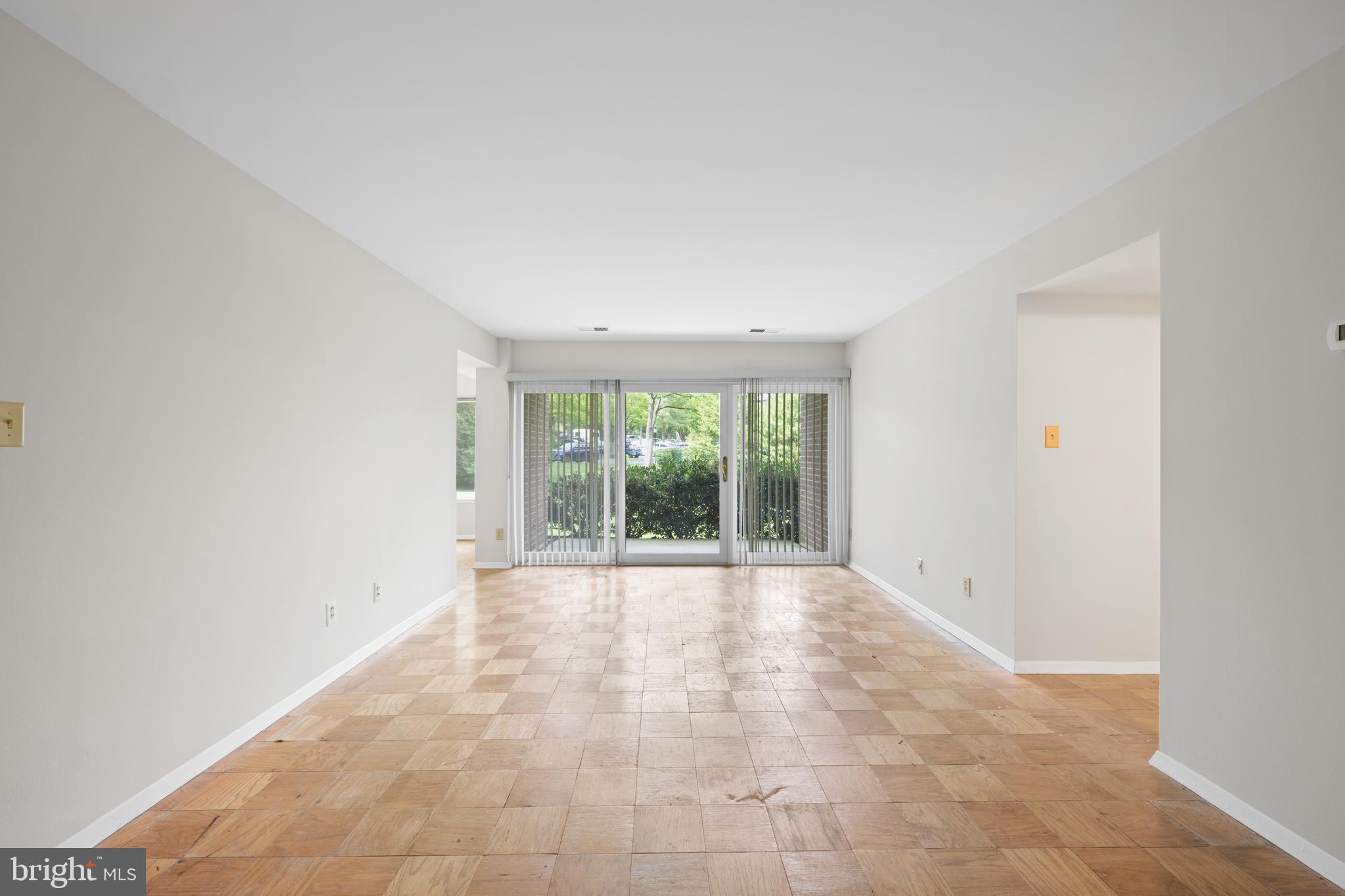 GEORGETOWN VILLAGE - Residential