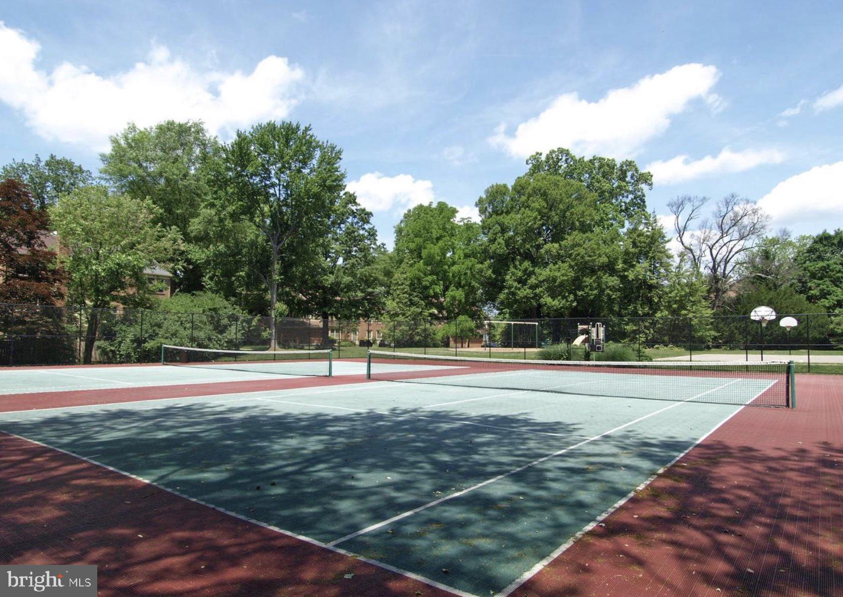 GEORGETOWN VILLAGE - Residential