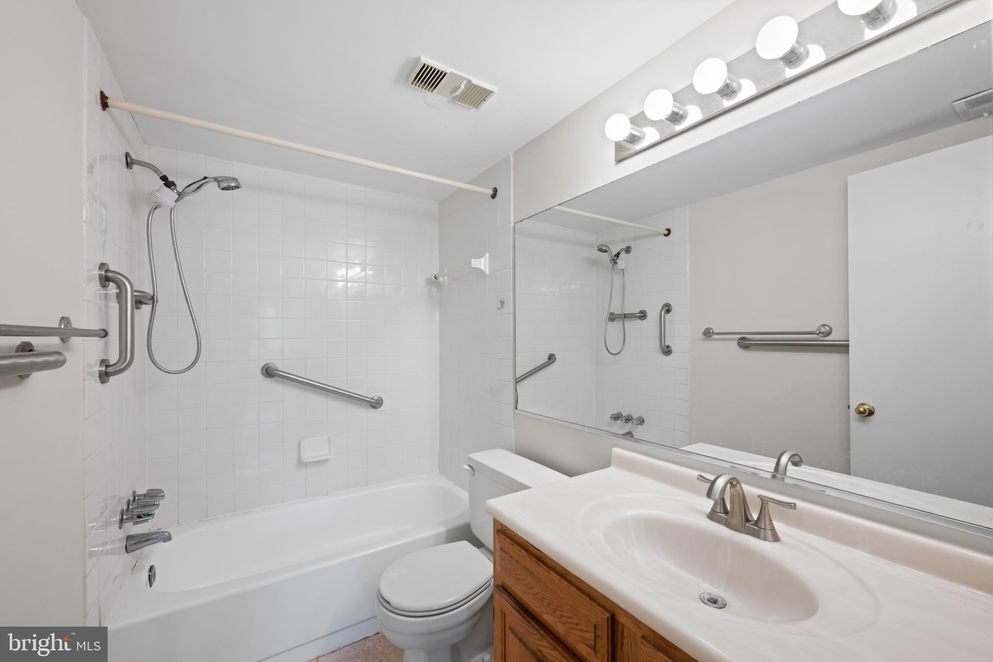 GEORGETOWN VILLAGE - Residential