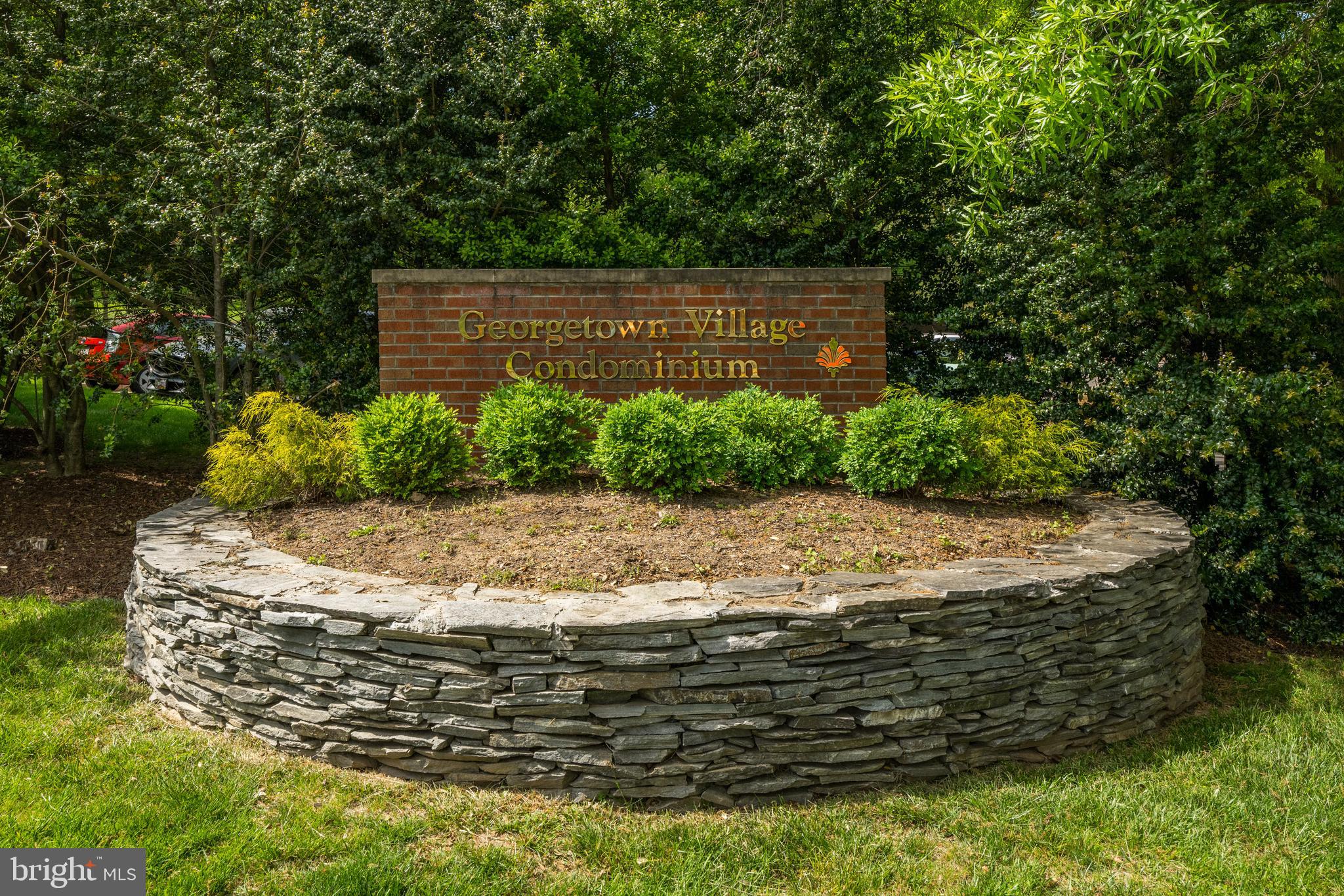 GEORGETOWN VILLAGE - Residential