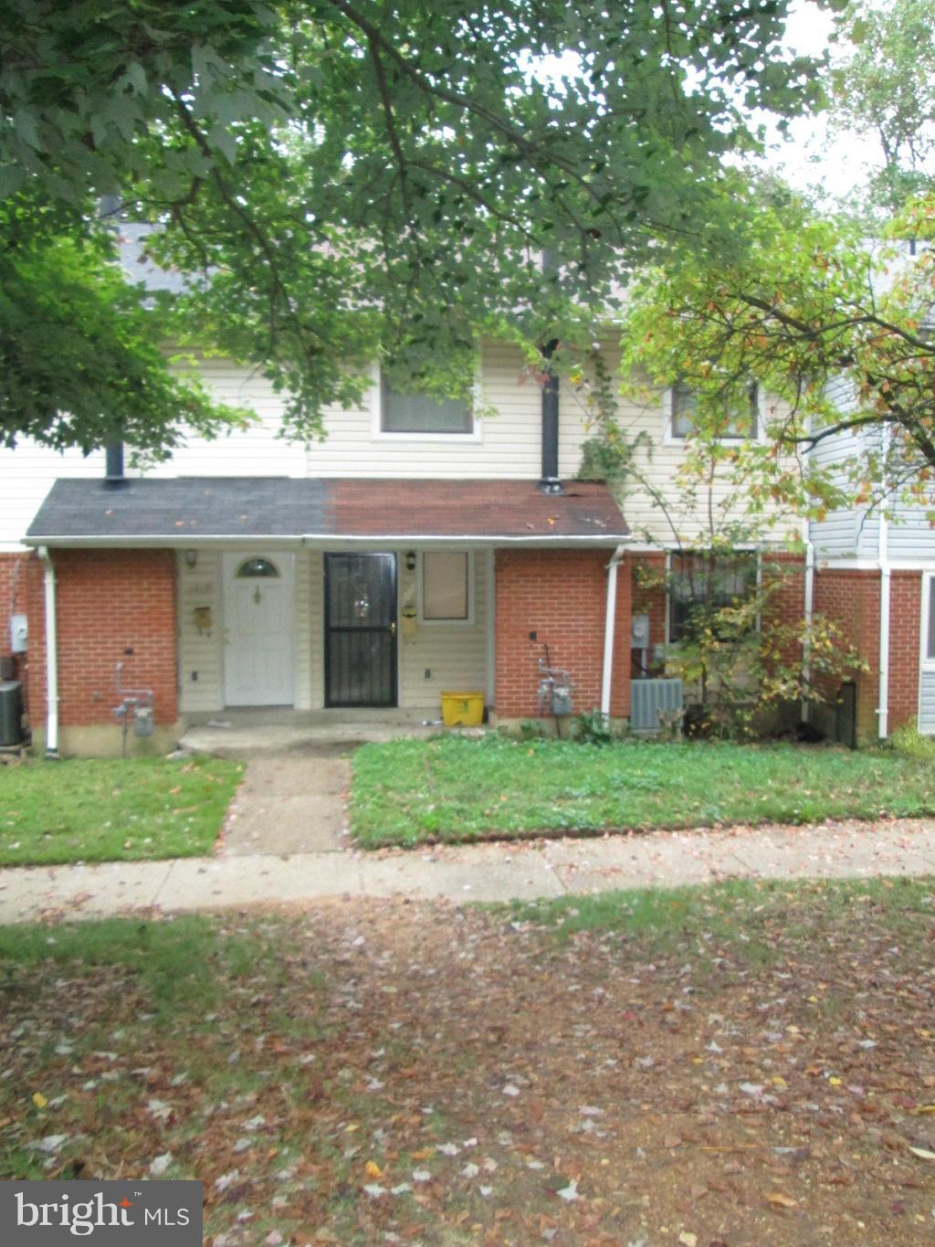 GLASSMANOR - Residential Lease