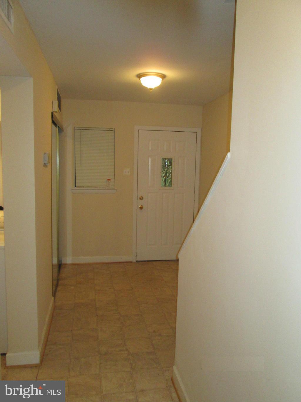 GLASSMANOR - Residential Lease