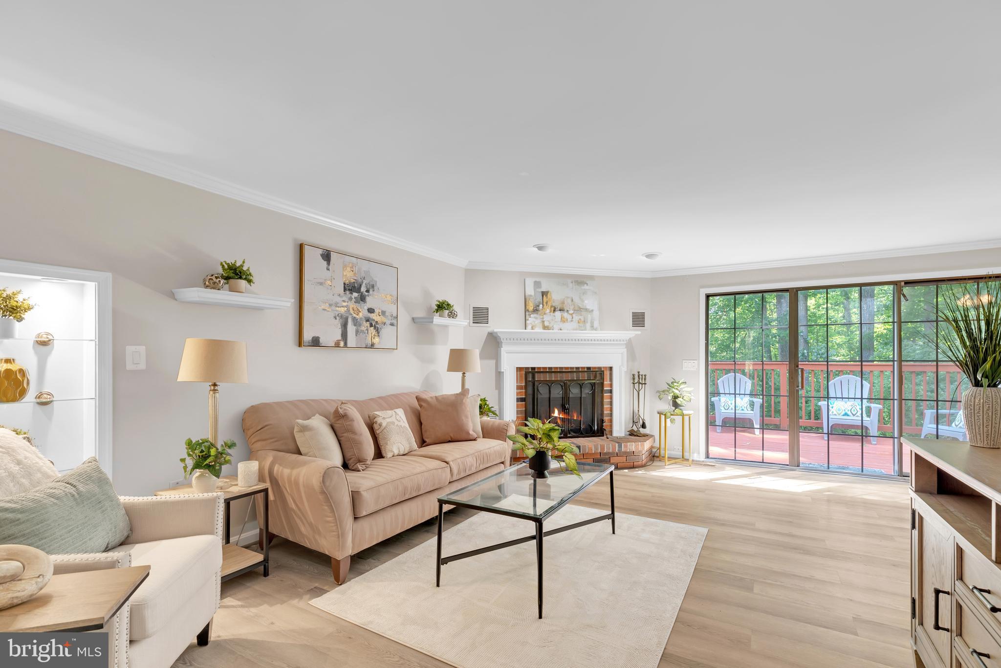 6015 CLERKENWELL COURT