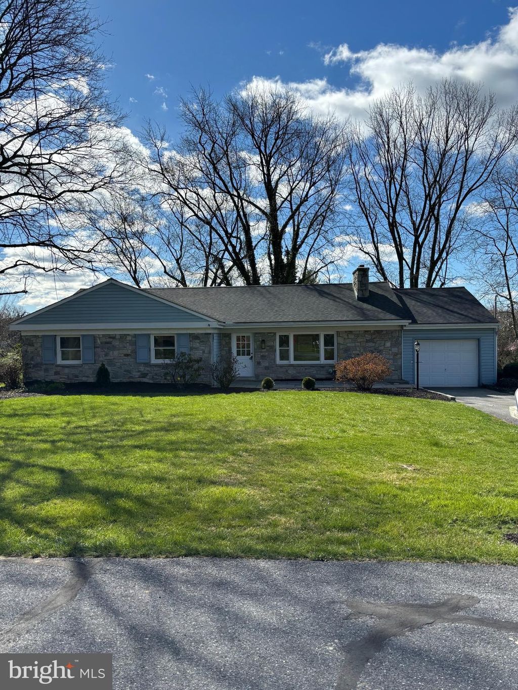 Photo of 2106 Lyndell Drive, Lancaster, PA 17601 (MLS # PALA2048586)