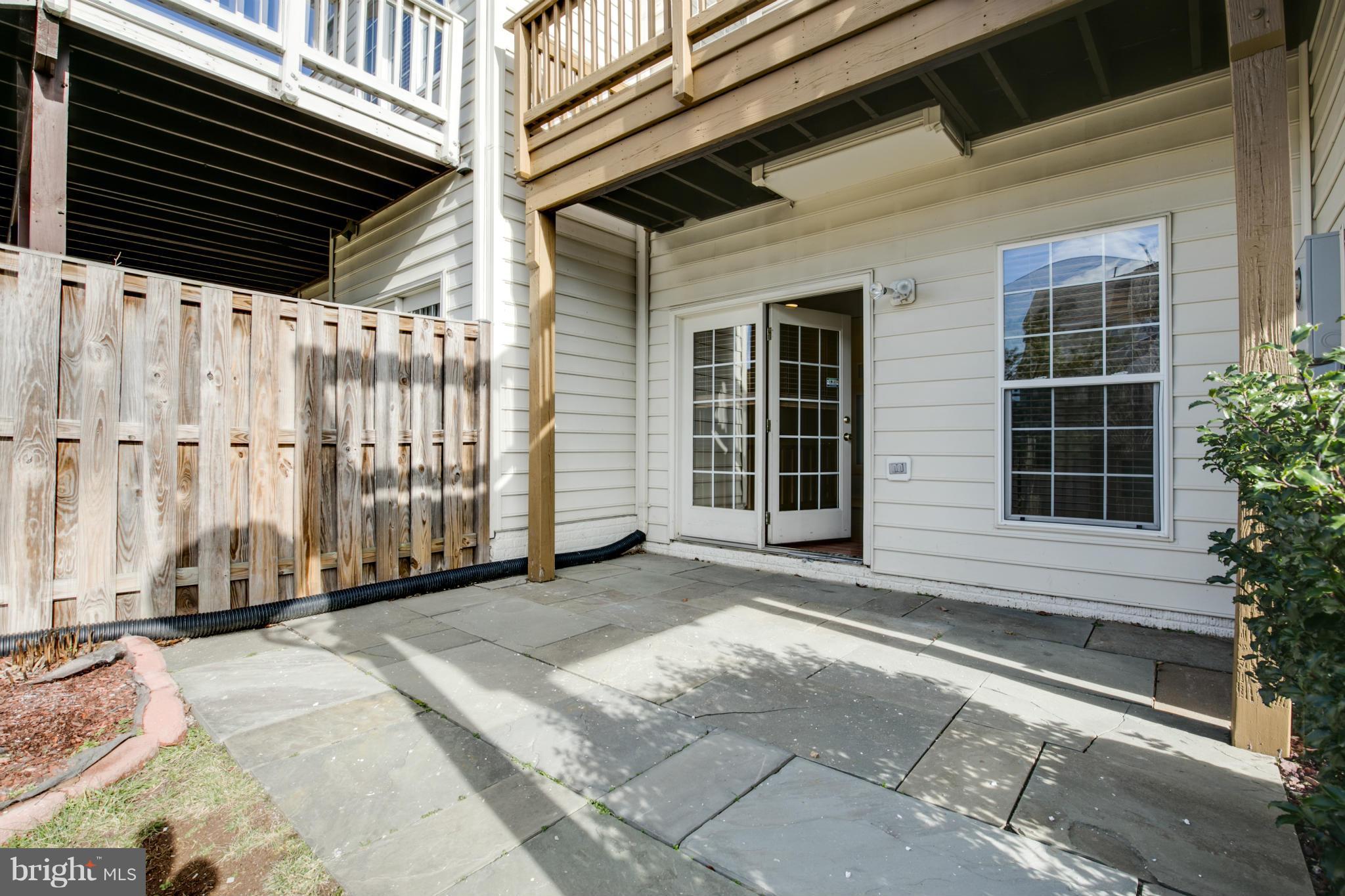 SOUTH RIDING - Residential