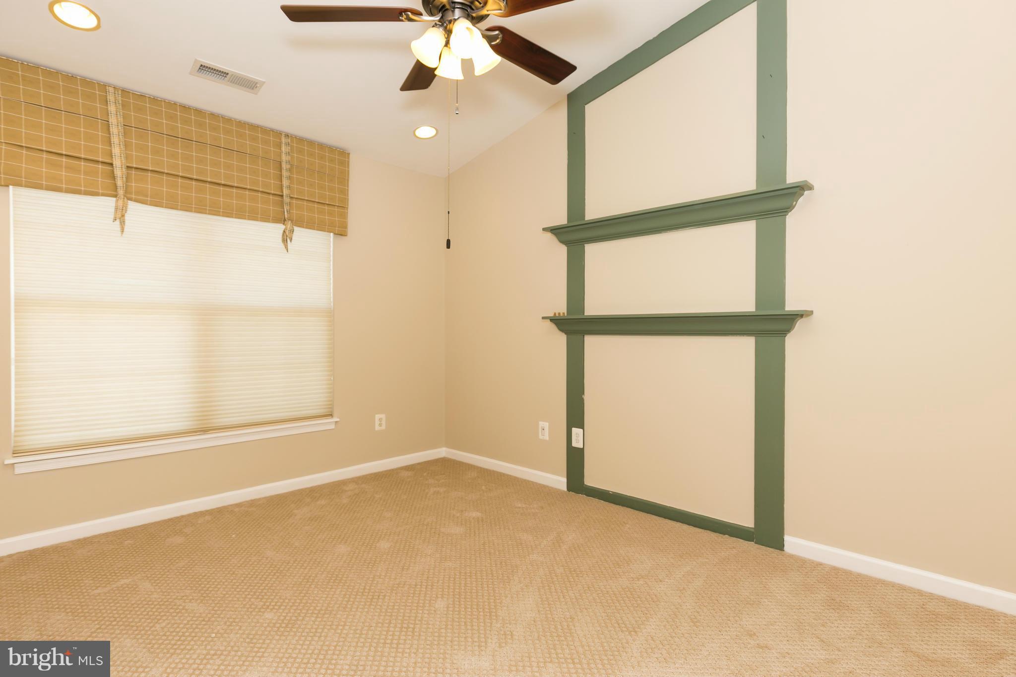 SOUTH RIDING - Residential