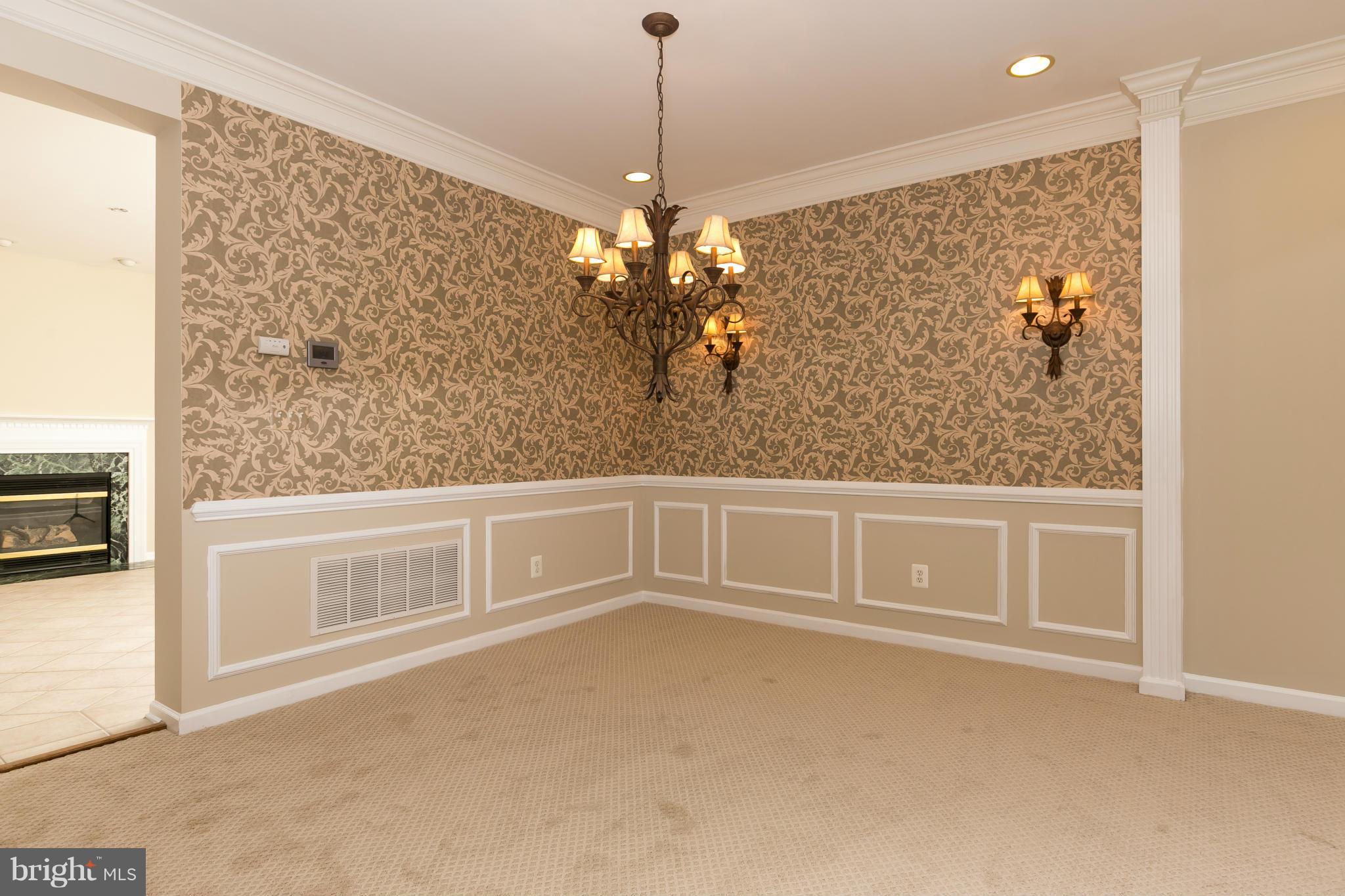 SOUTH RIDING - Residential