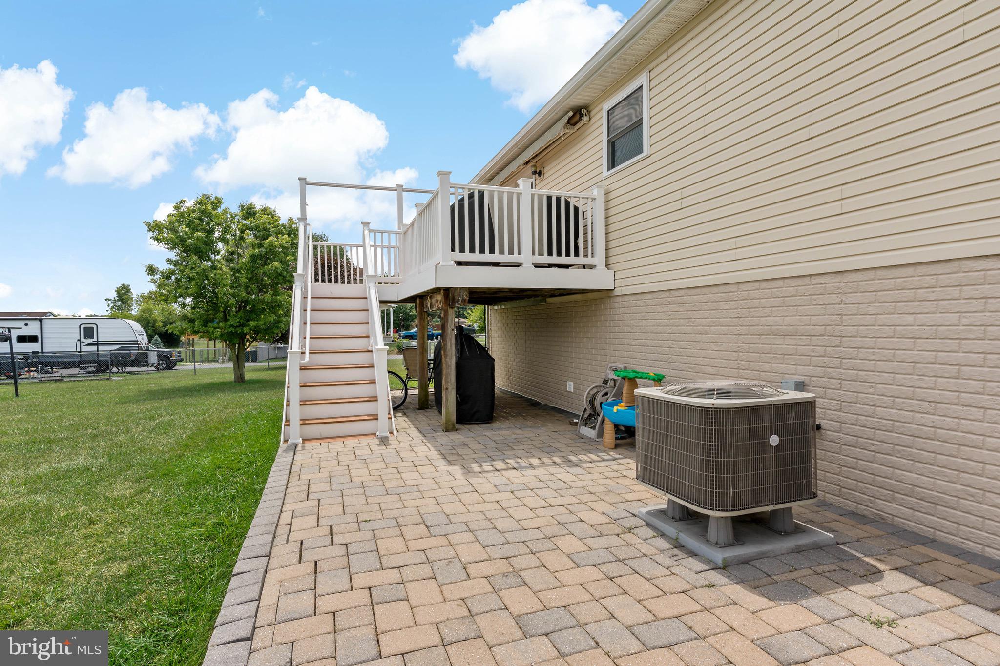 RIDGEWAY EAST - Residential