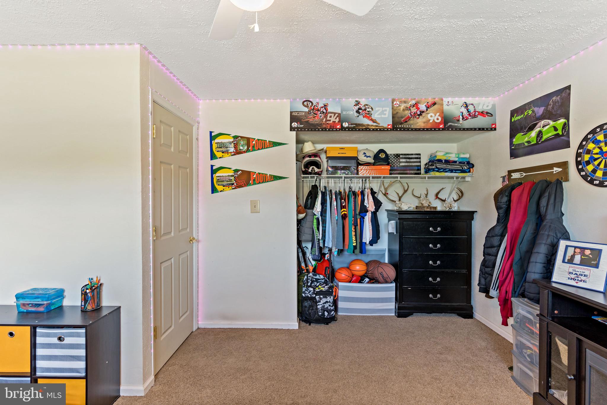 RIDGEWAY EAST - Residential